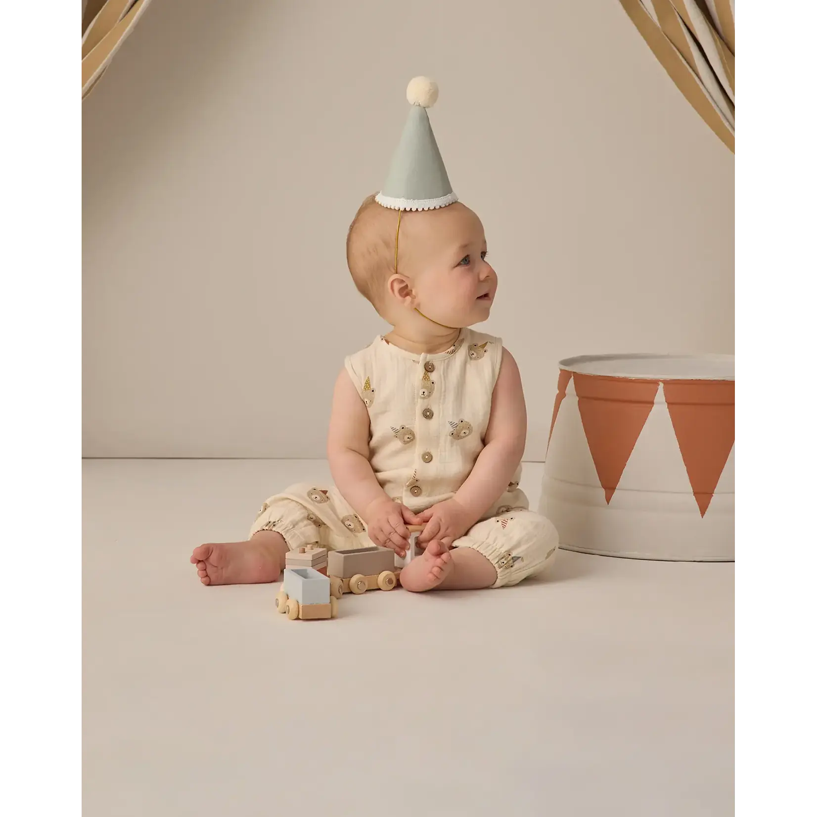 Quincy Mae Quincy Mae - Party Bears Woven Jumpsuit