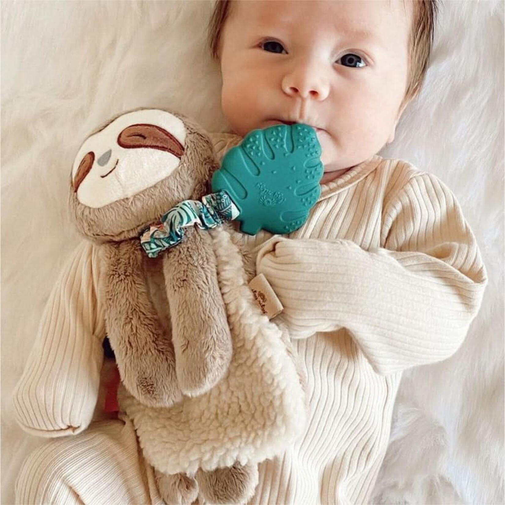 Itzy Ritzy Itzy Ritzy - Itzy Friends Plush Peyton The Sloth