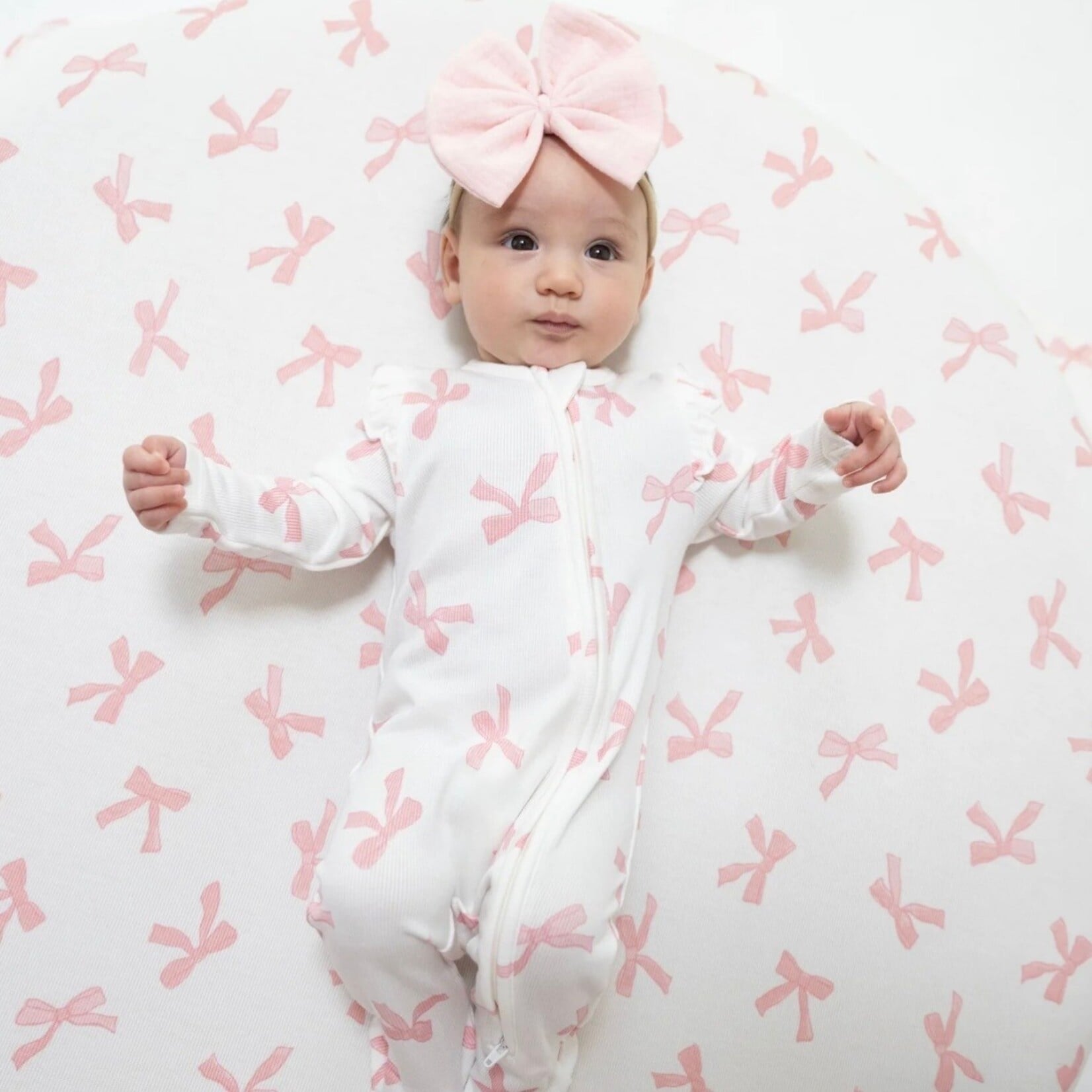 Angel Dear Angel Dear - Ruffle Pretty Bows Ribbed  2 -Way  Zipper Footie