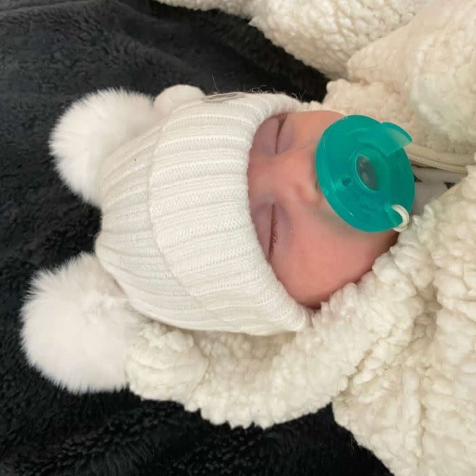 Calikids Calikids - Double Pom Knit Toque
