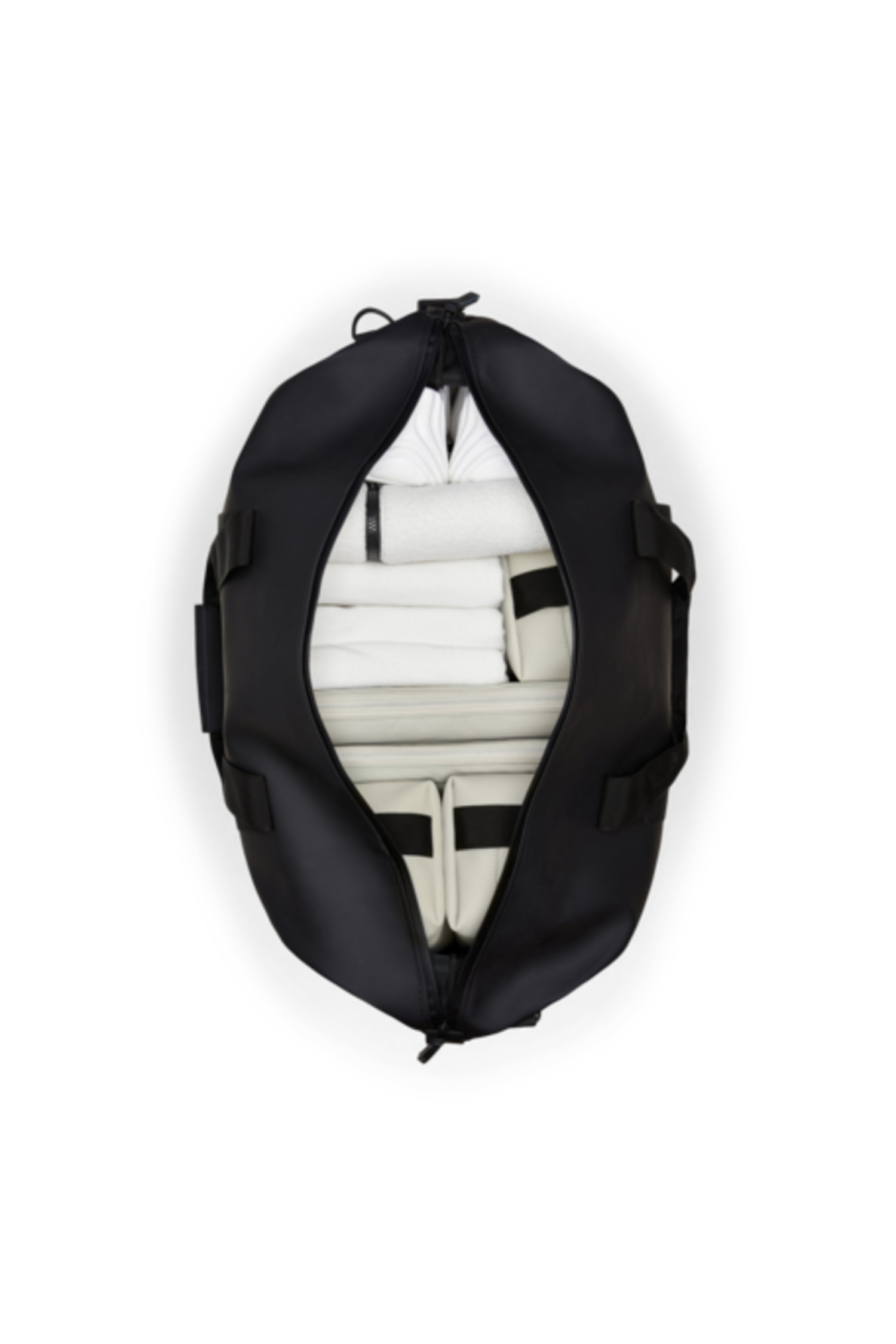 Rains® Hilo Weekend Bag in Black for $140 | 2-Year Warranty