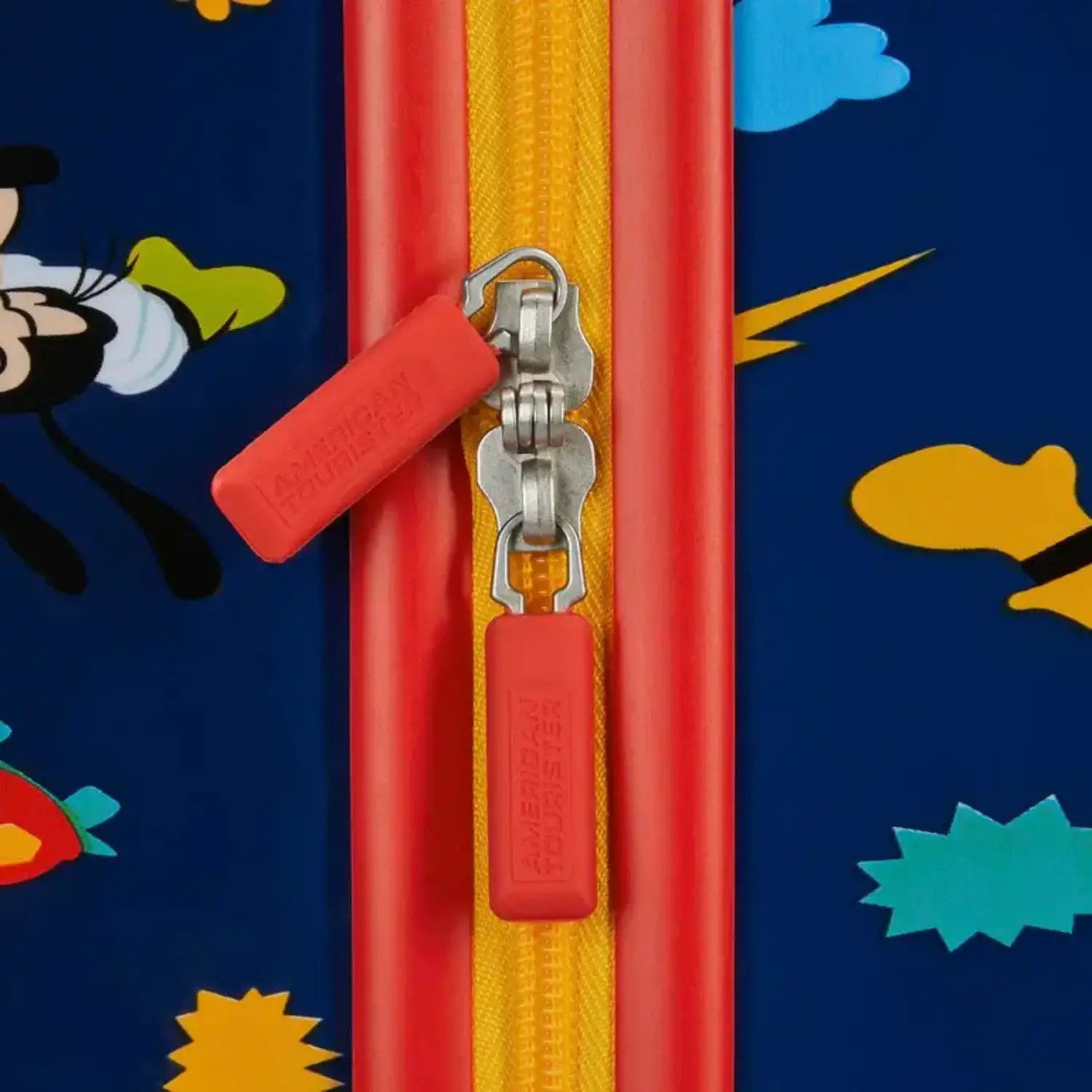 American Tourister Licensed Kids Hardside 18