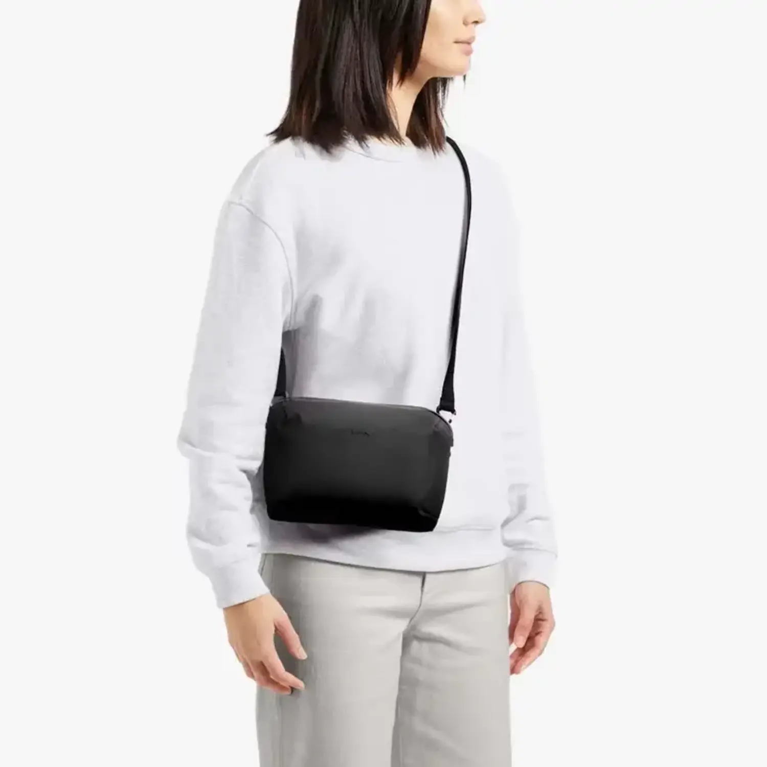 Bellroy Venture Travel Crossbody- Jet Black - Just Bags Luggage Center