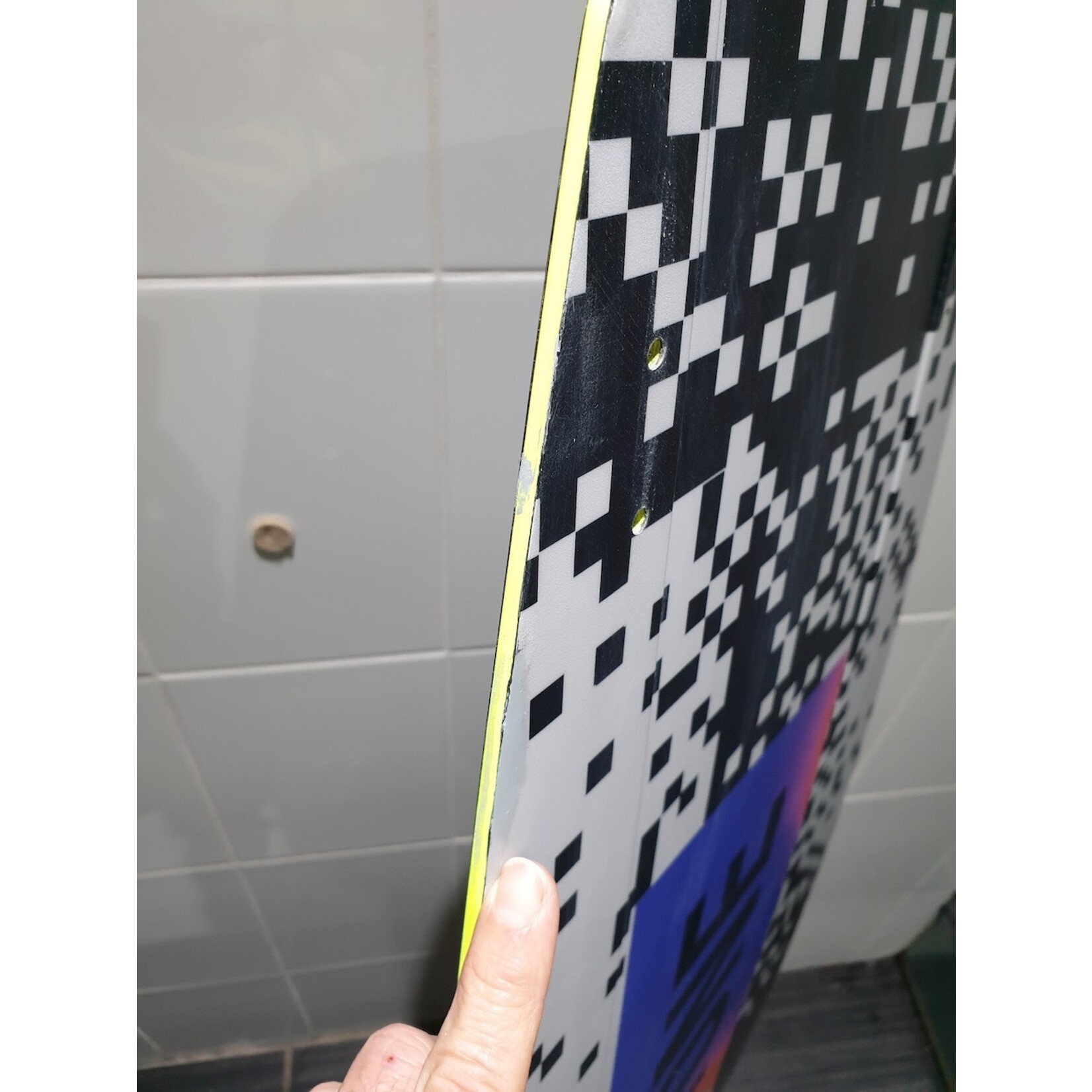 Duotone 2023 Duotone Twintip Select SLS 138 with Entity Strap Large