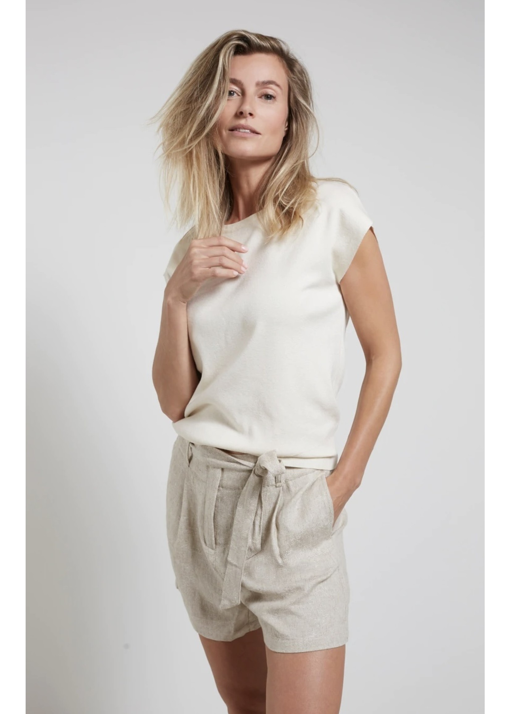 YAYA Yaya - Bermuda Short with belt in linen mix