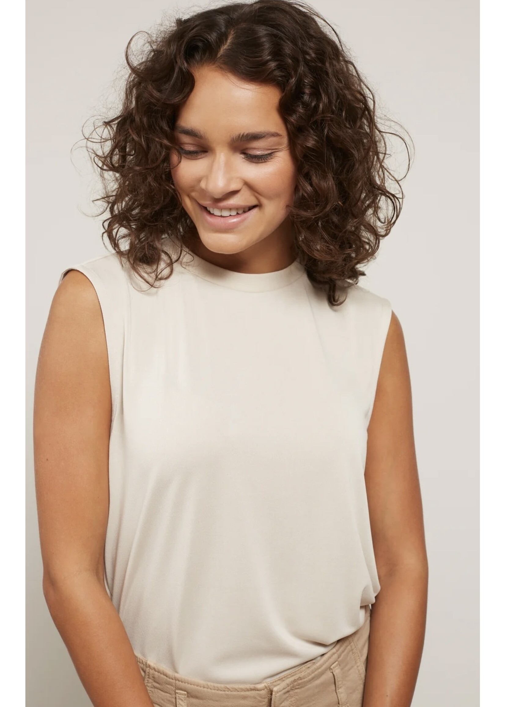 YAYA Yaya - Sleeveless top with Knotted Back