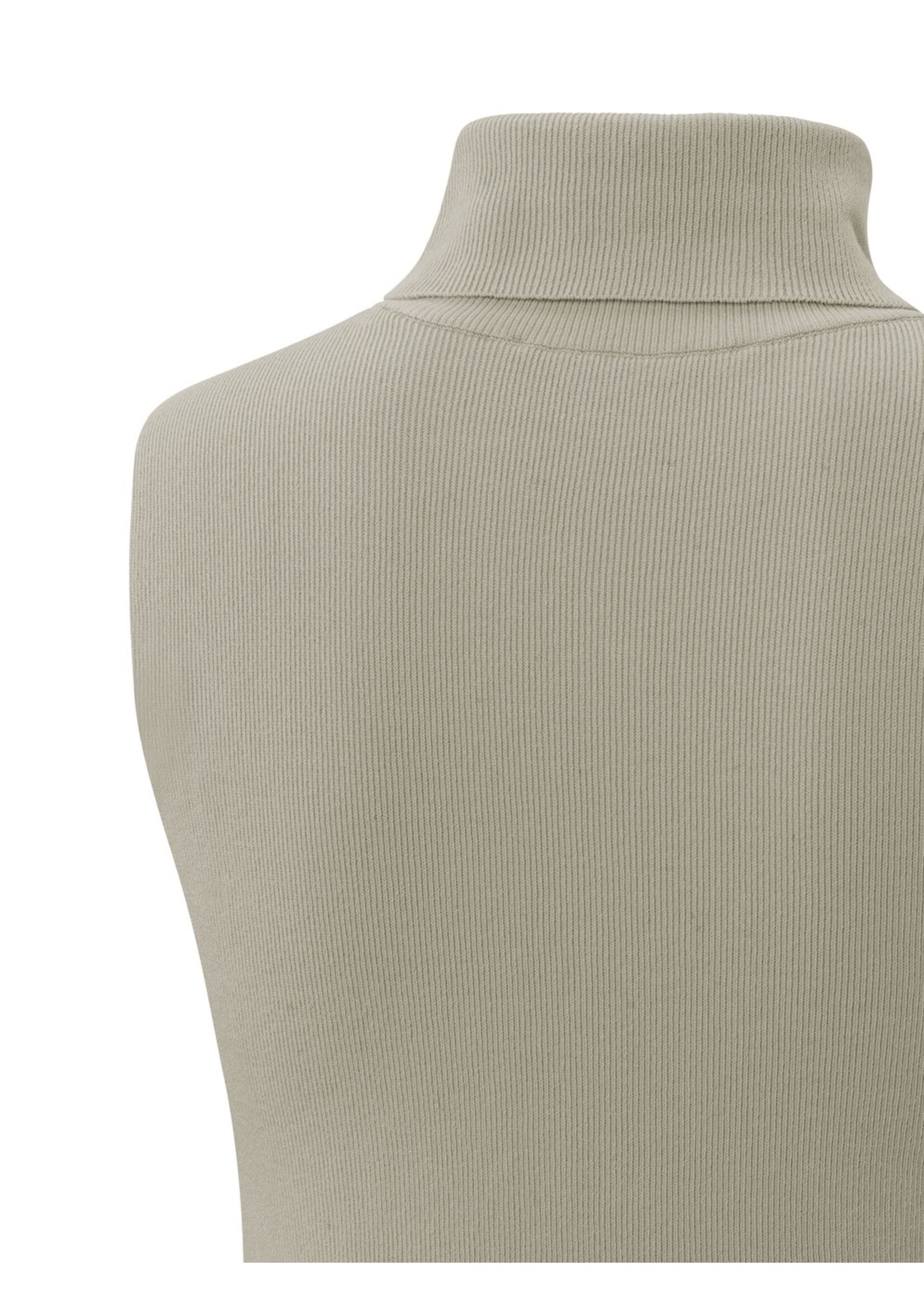 YAYA Yaya - Sleeveless High Neckline Sweater