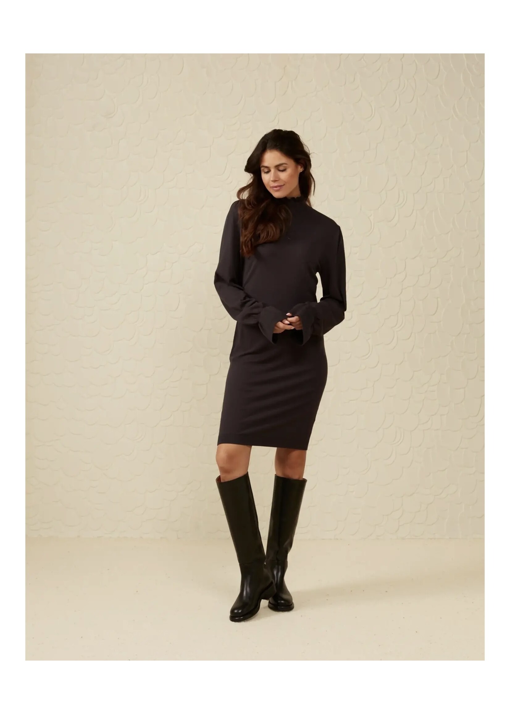 YAYA YAYA - Ruffle neckline with puff sleeve dress