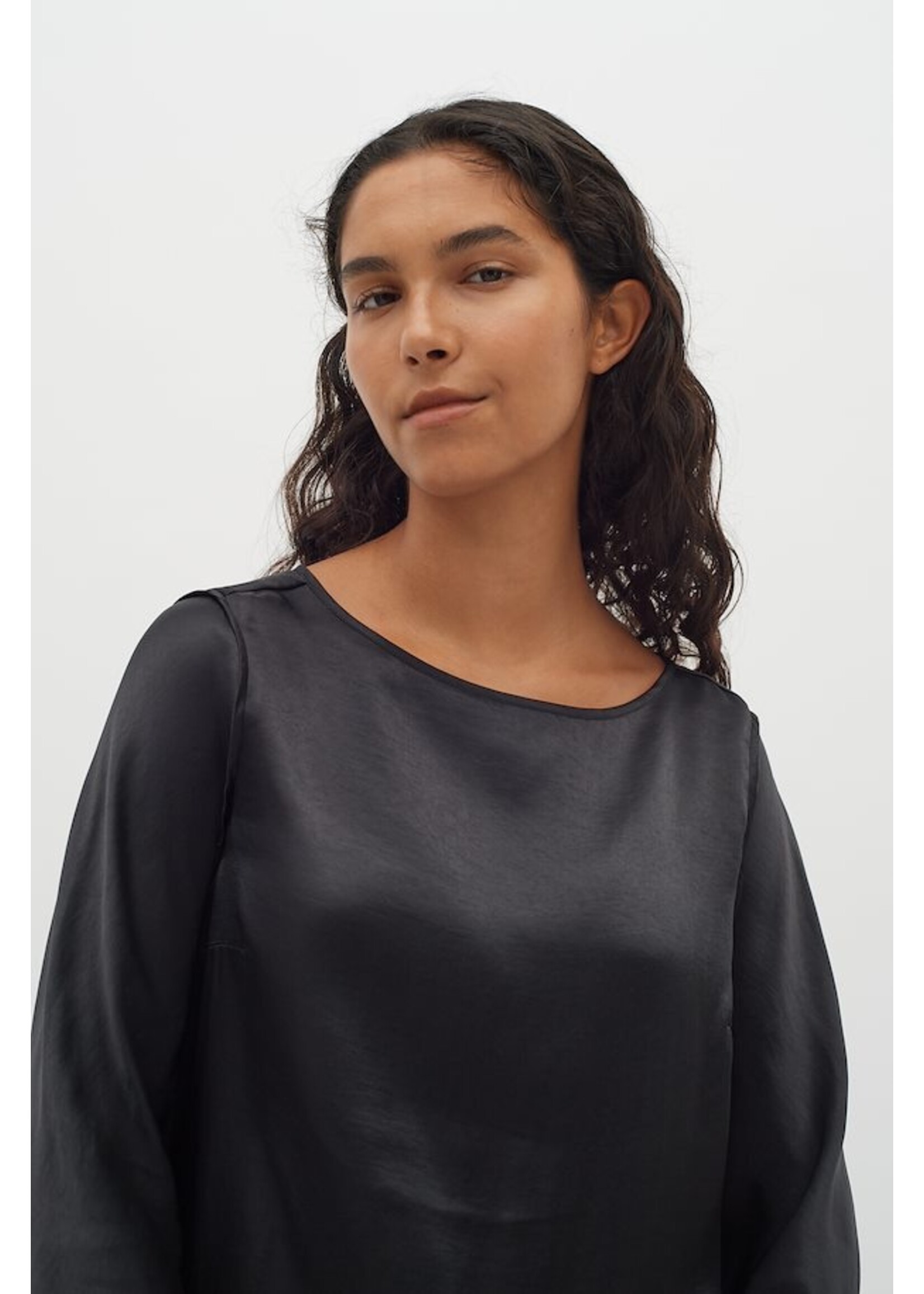 In Wear In Wear - Laurel Short Dress