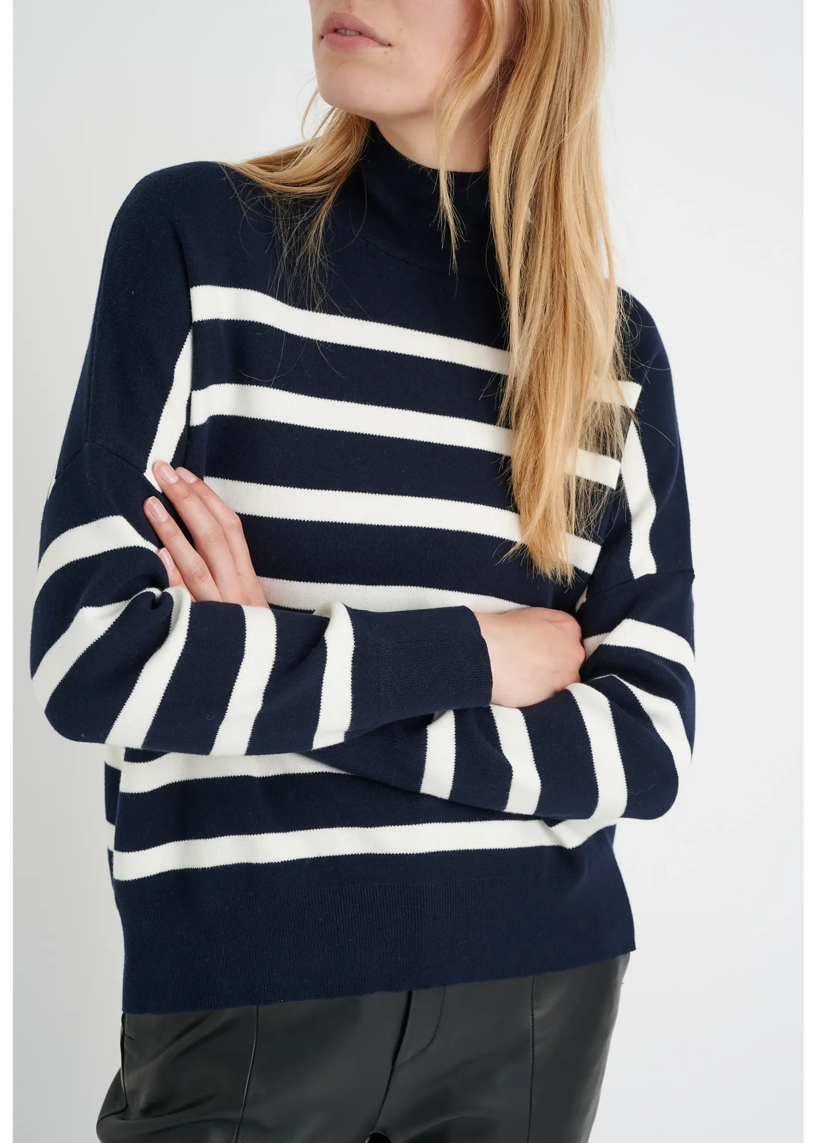 In Wear In Wear - Tenley Turleneck Pullover