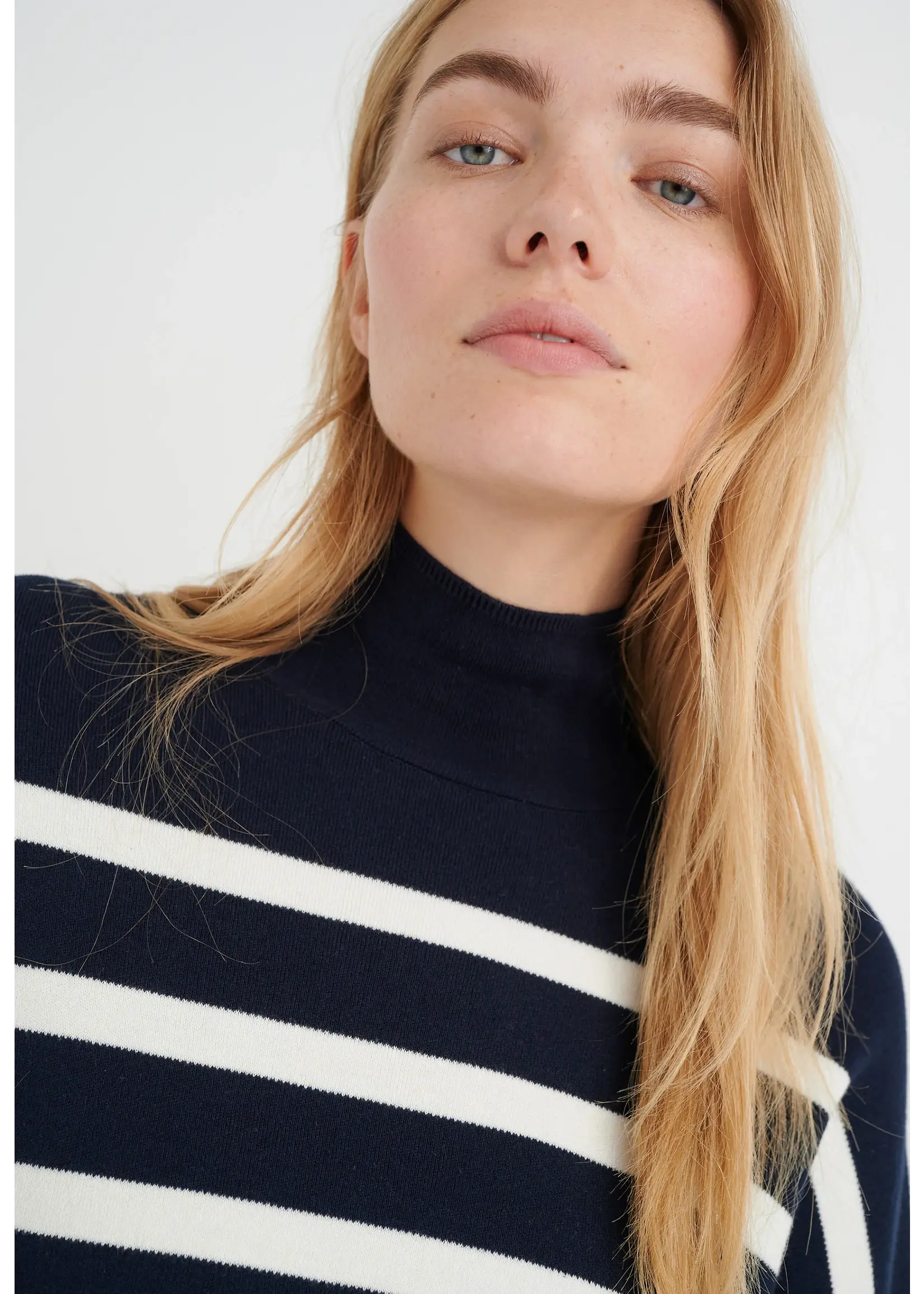 In Wear In Wear - Tenley Turleneck Pullover