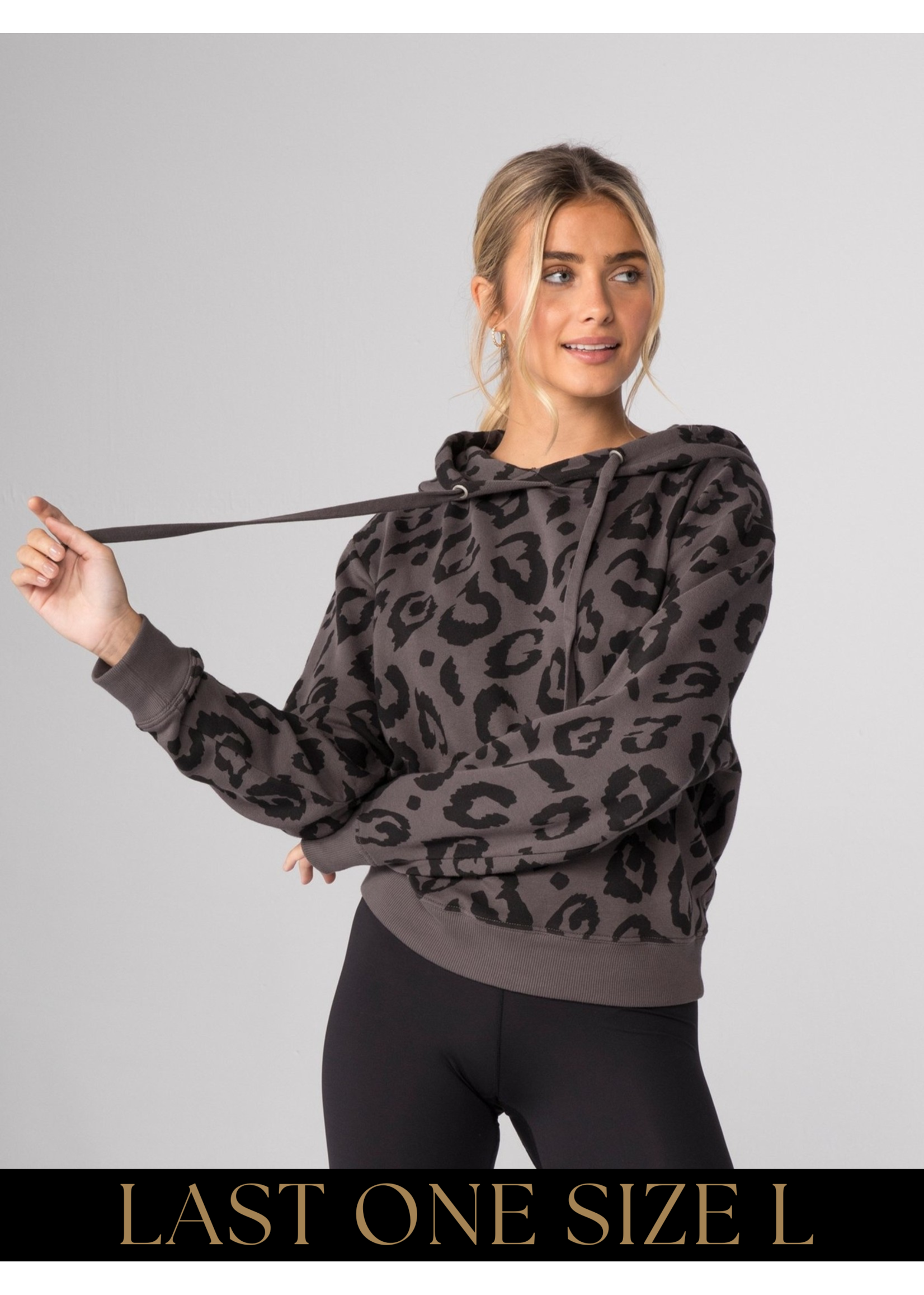 CHRLDR CHRLDR - Leopard Crop Pullover