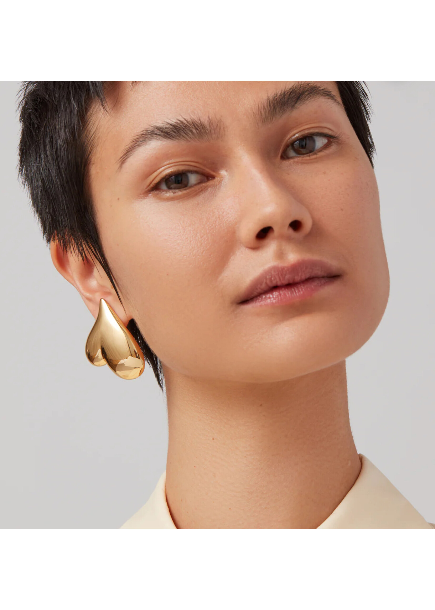 Jenny Bird Jenny Bird - Mega Art Heart Button Earrings