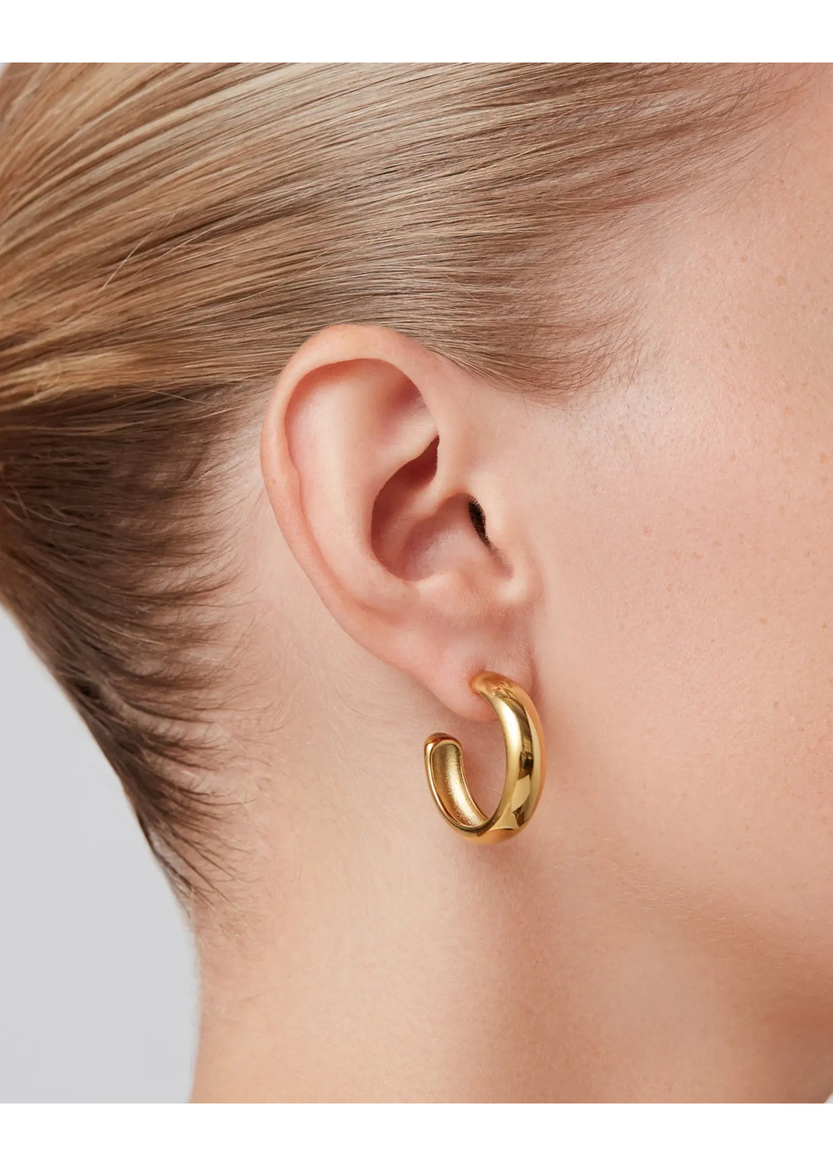 Jenny Bird Jenny Bird - Staple Hoops Medium