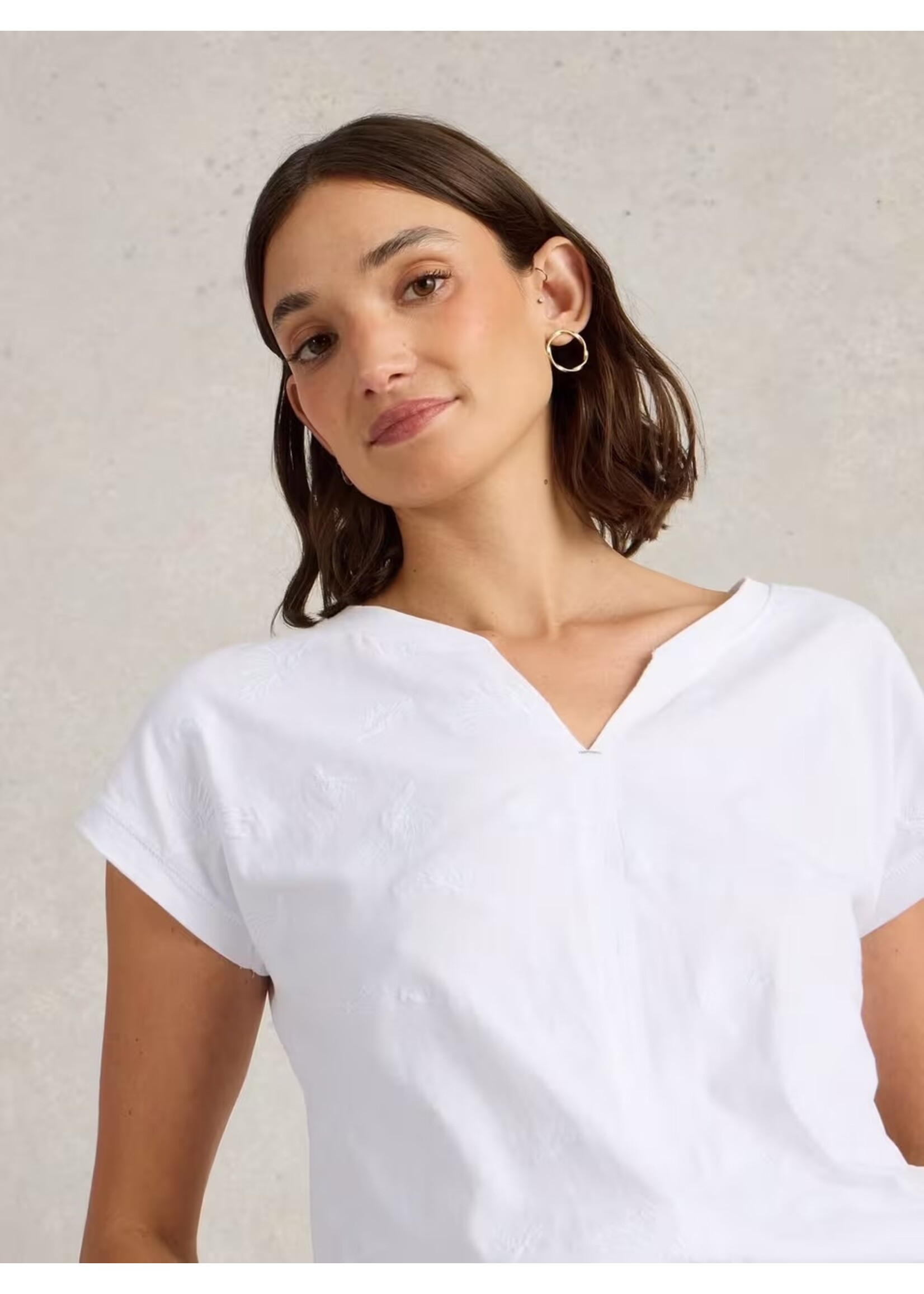 White Stuff Femme White Stuff - Nelly Notch Embroidered Tee