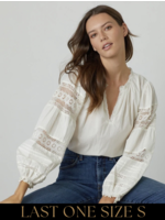 Velvet Velvet - Tayler
