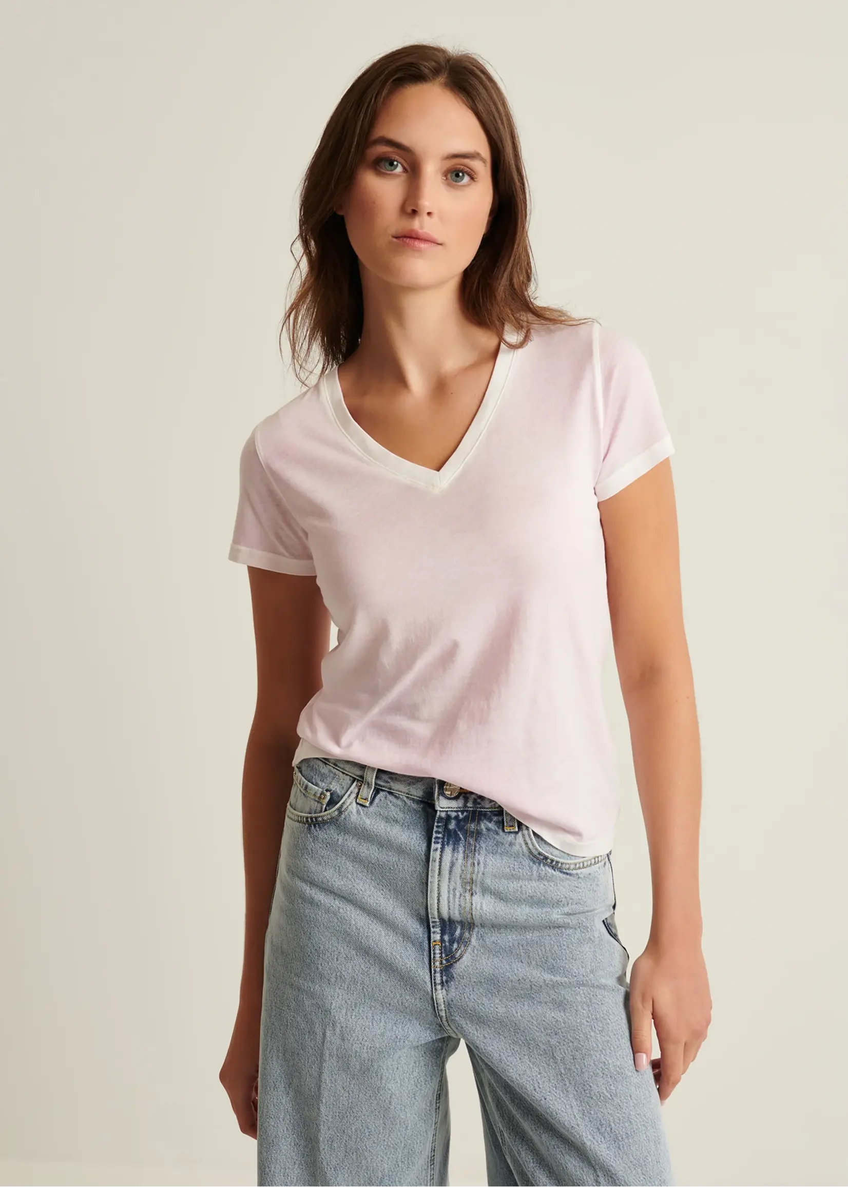 Patrick Assaraf Patrick Assaraf - Pima Classic  Rev Spray V-neck Tee
