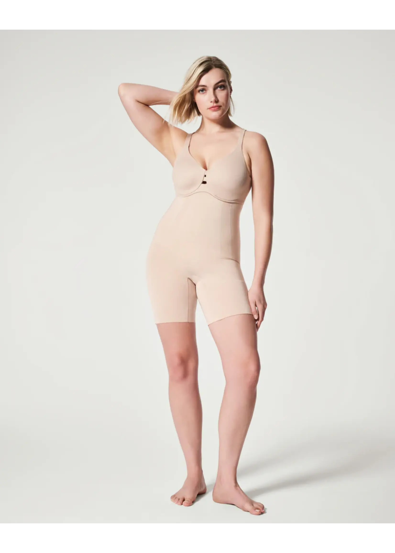 Spanx Spanx - High-Waisted Mid-Thigh Short