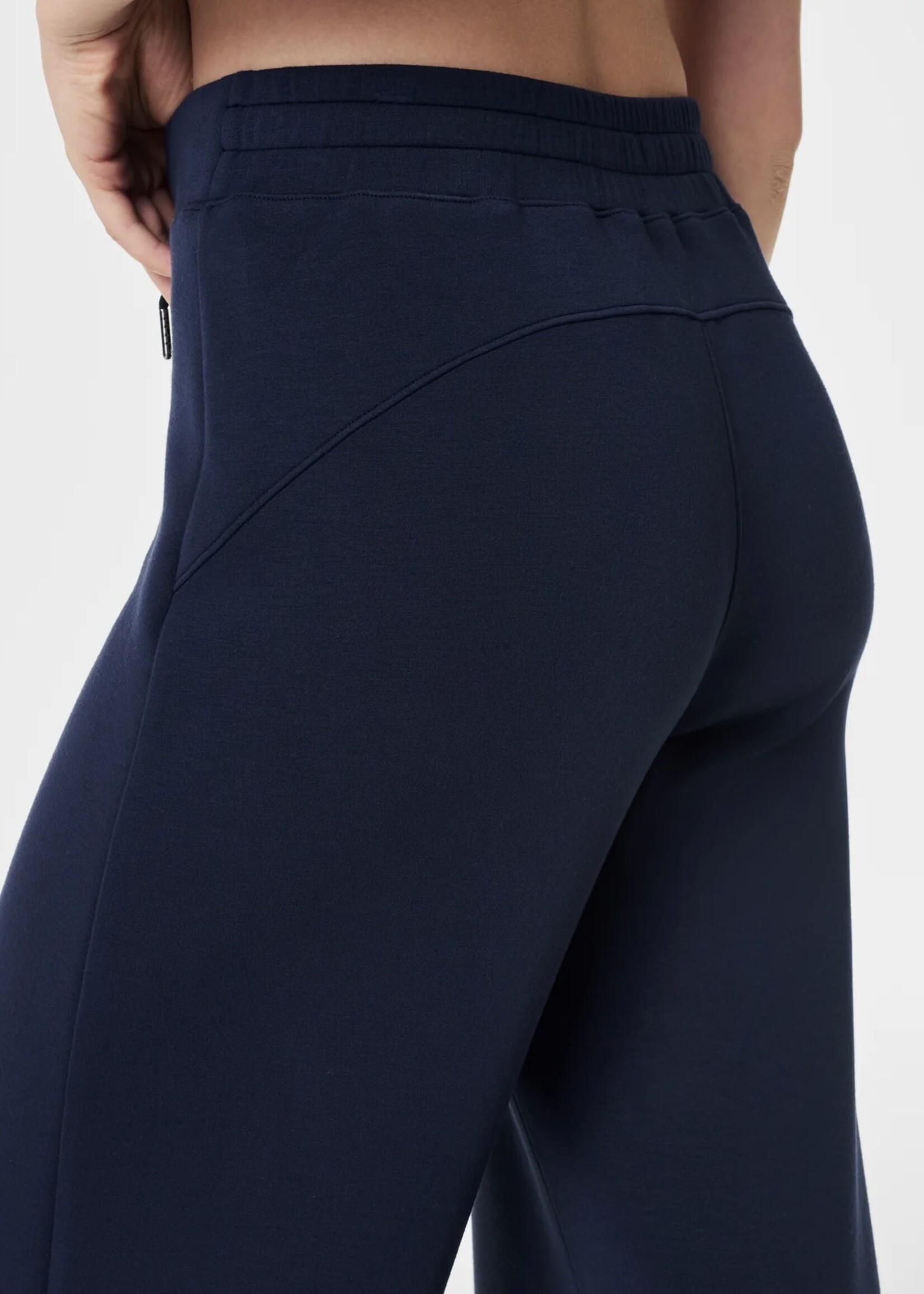 Spanx Spanx - Air Essentials Wide Leg Pant