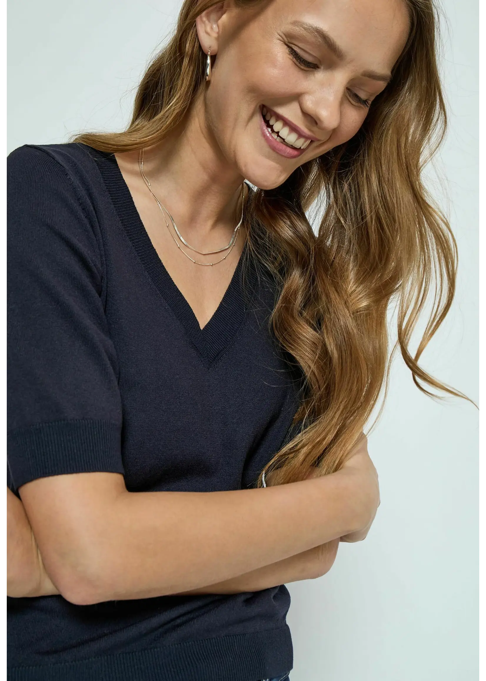 Minus Minus - Milla V-neck Knit Tee