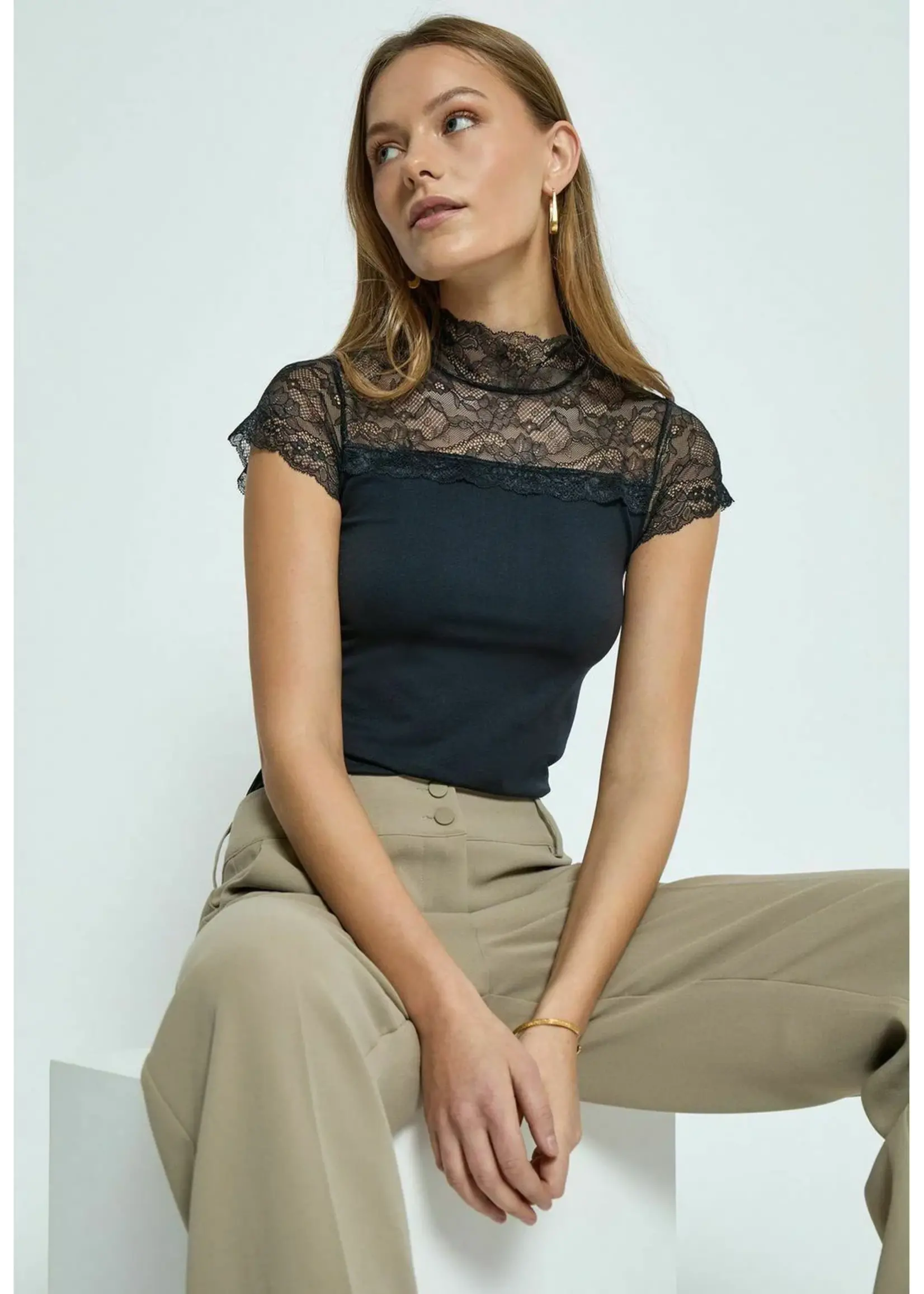 Minus Minus - Vanessa Short Sleeve High Neck