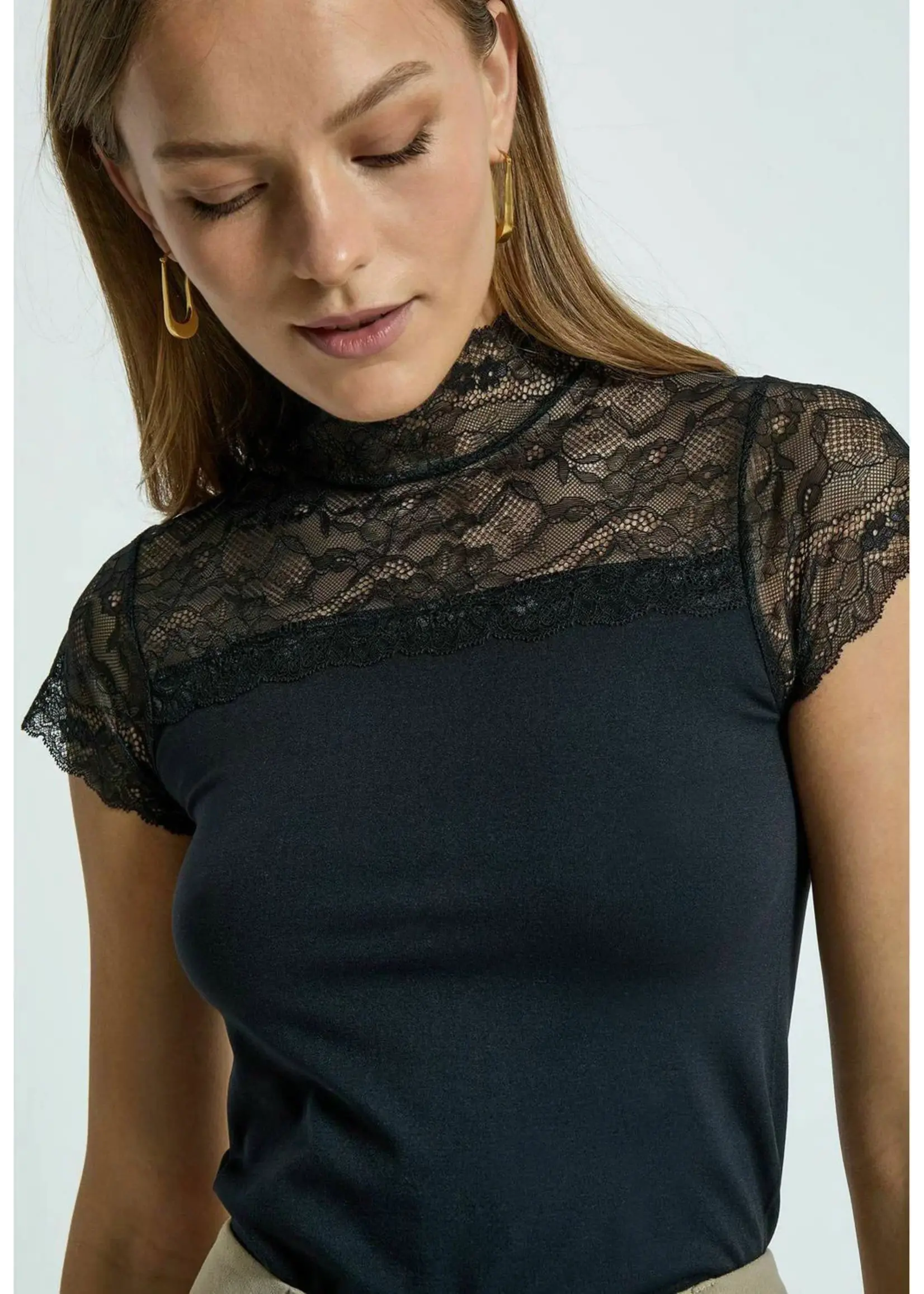 Minus Minus - Vanessa Short Sleeve High Neck