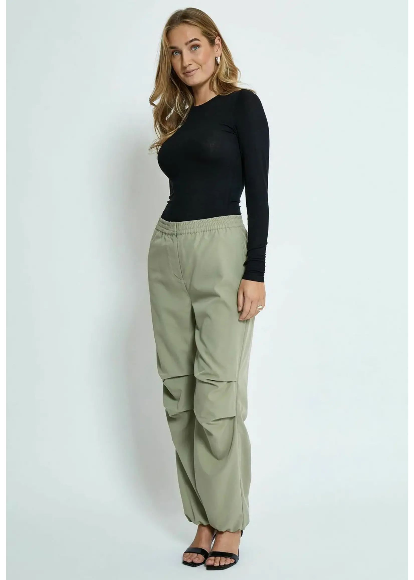 Minus Minus - Milli Long Sleeve T-shirt
