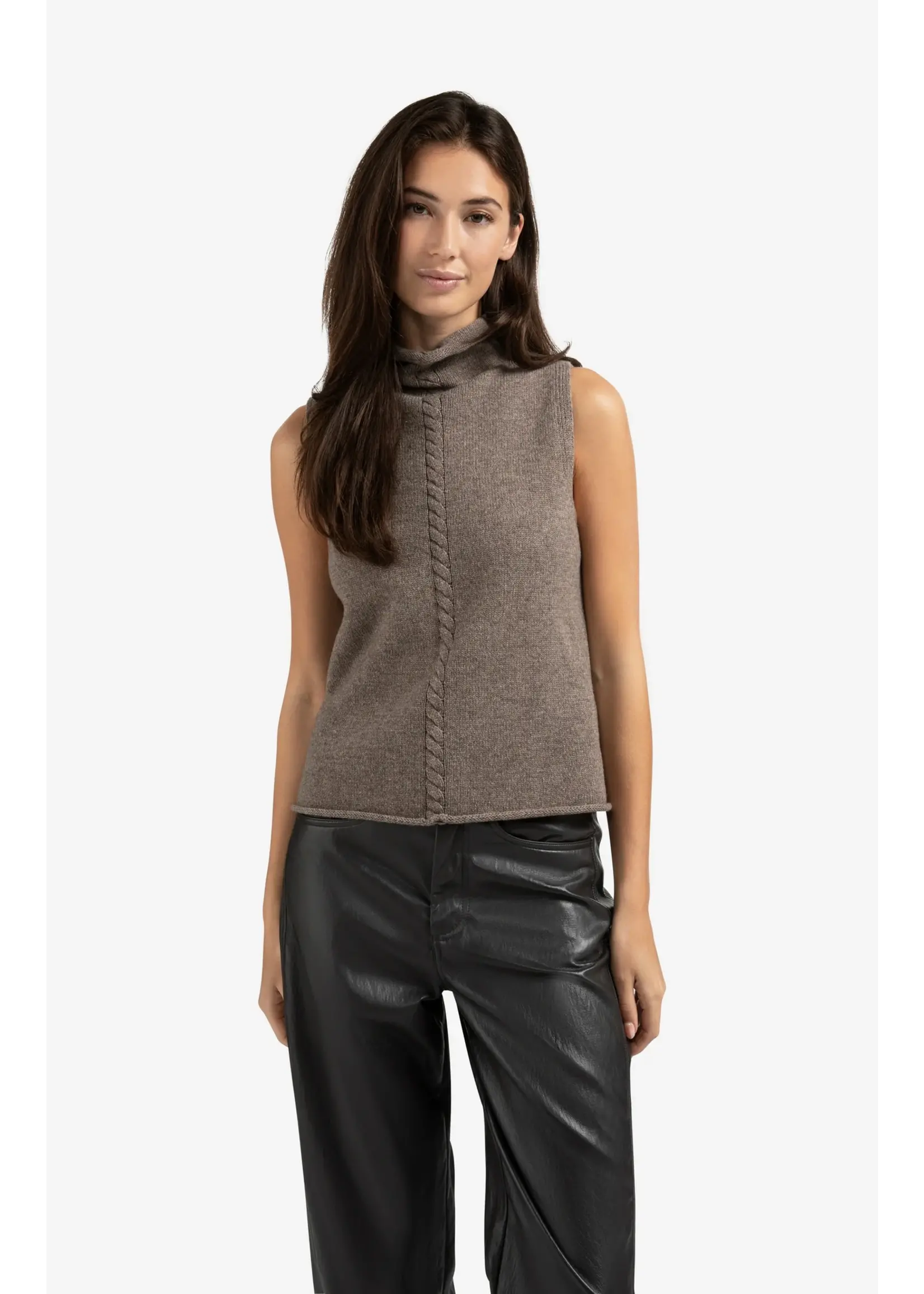 YAYA Yaya - Cable High Neck Sleeveless Sweater