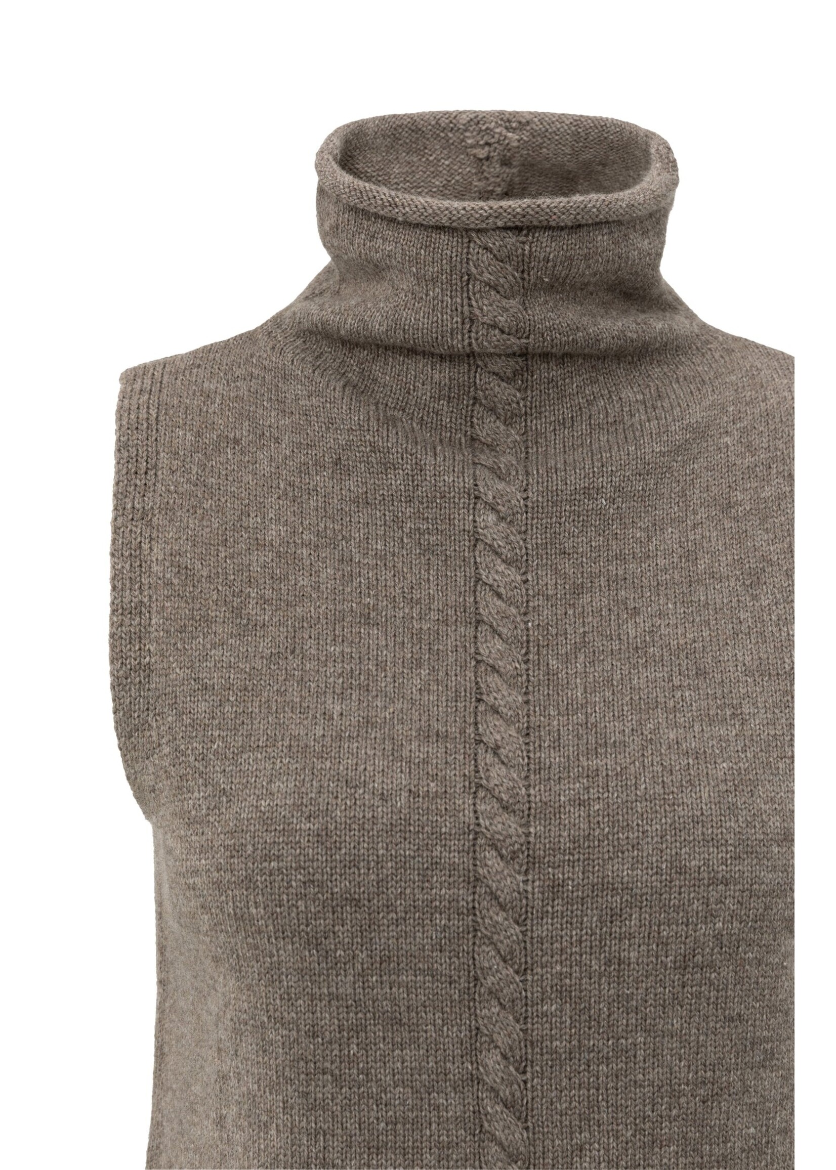 YAYA Yaya - Cable High Neck Sleeveless Sweater
