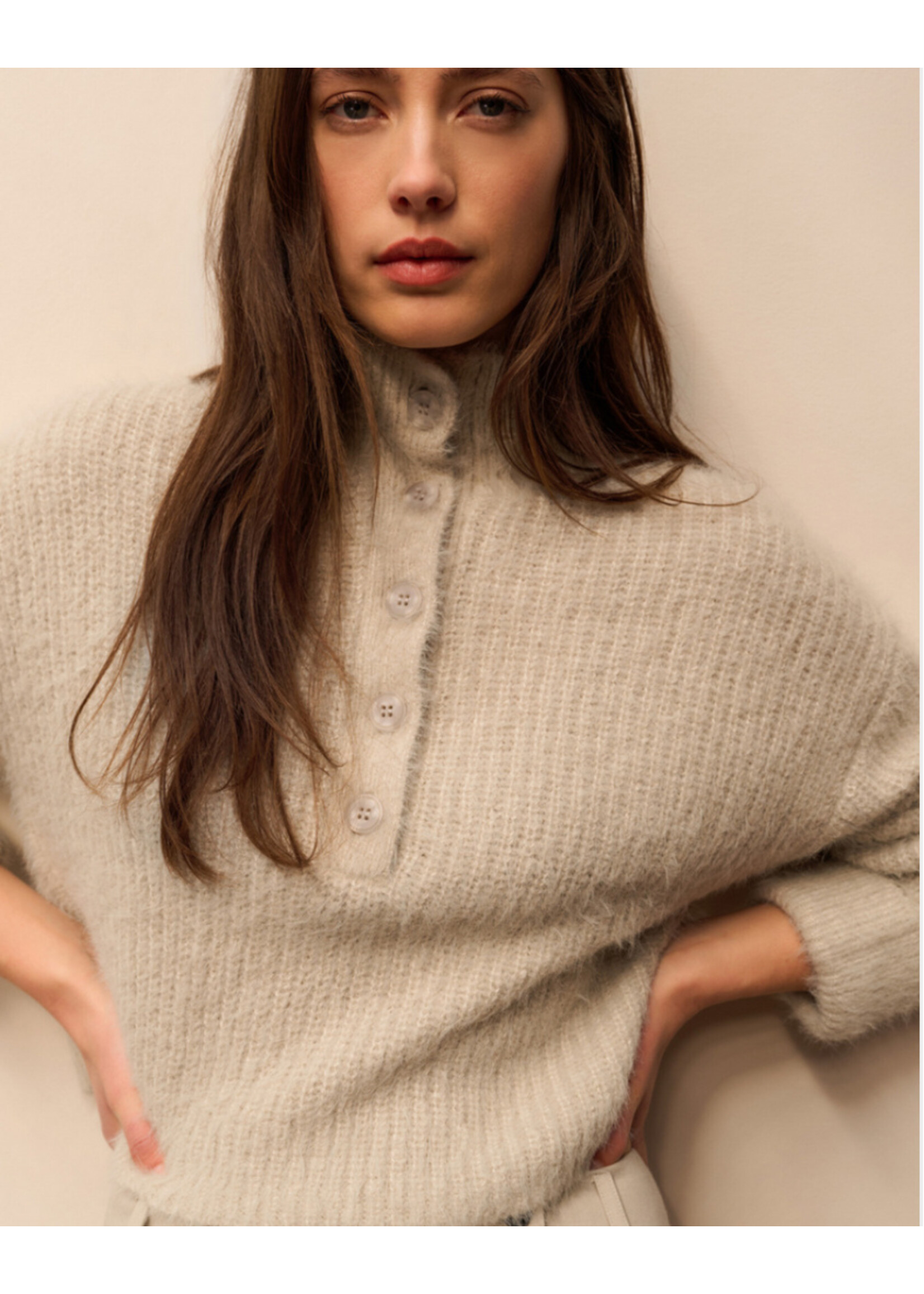 YAYA YAYA - Furry Sweater With Collar