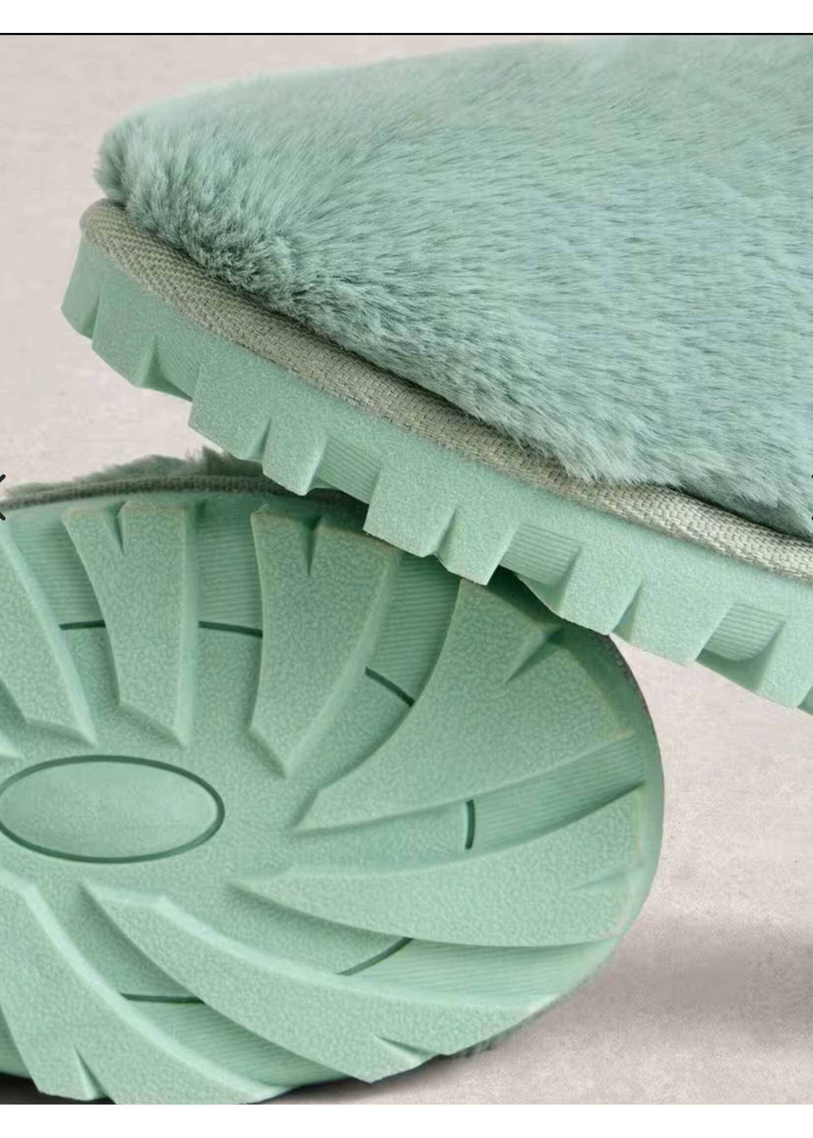 White Stuff Femme White Stuff - Faux Fur Slipper Mule