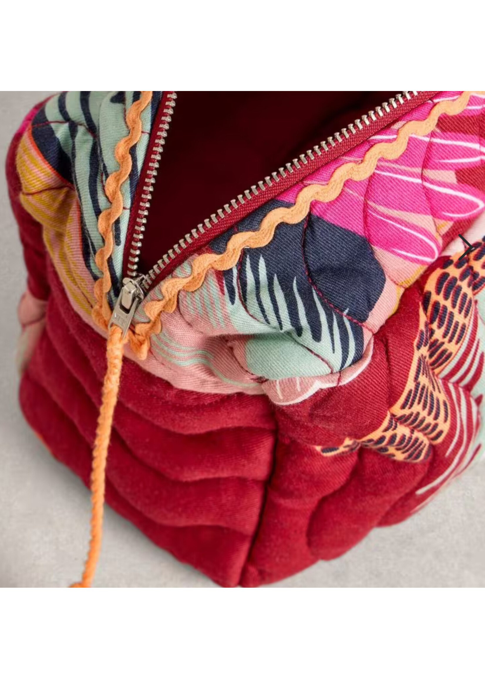 White Stuff Femme White Stuff - Shelby Quilted Wash Bag