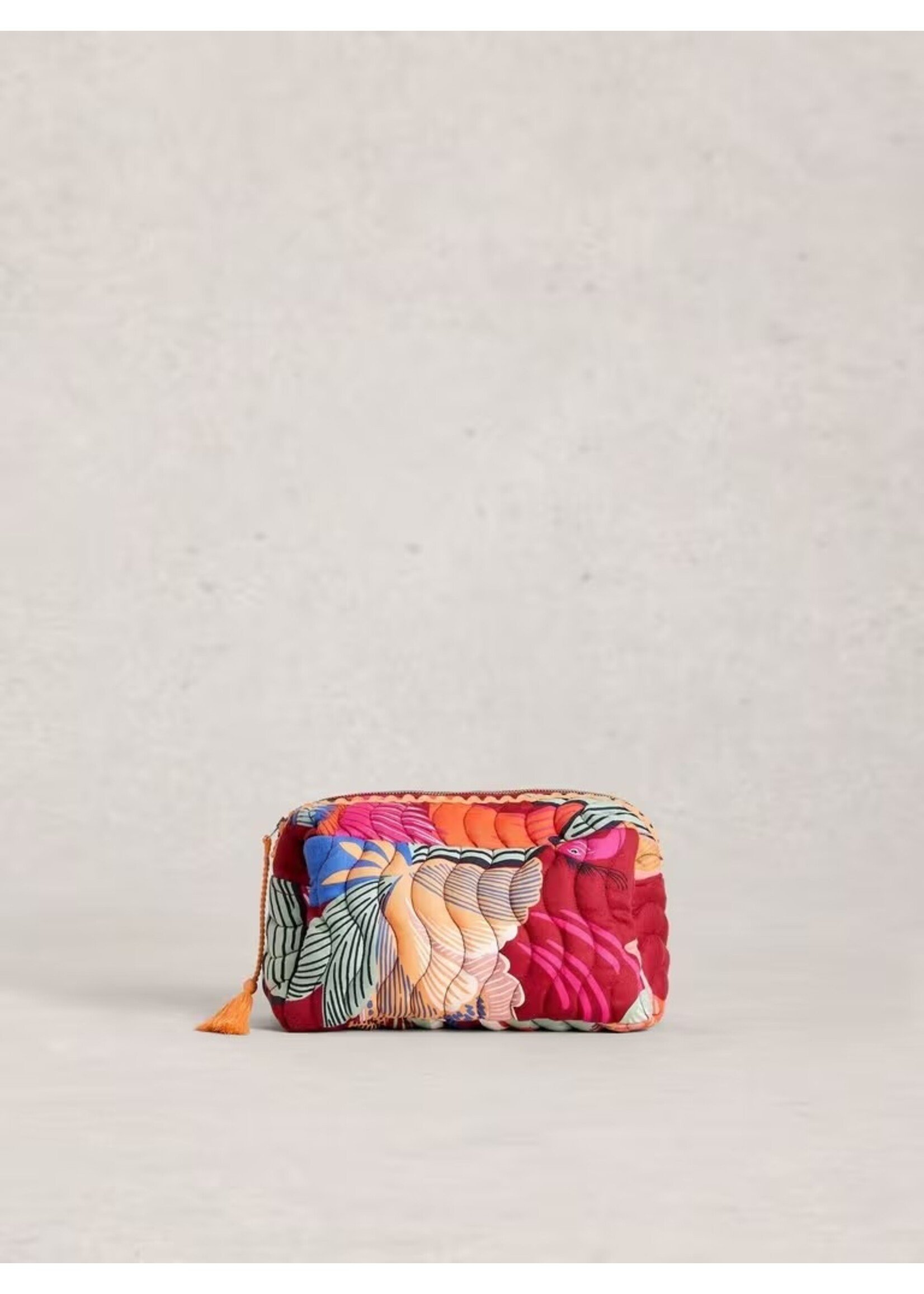 White Stuff Femme White Stuff - Shelby Quilted Wash Bag