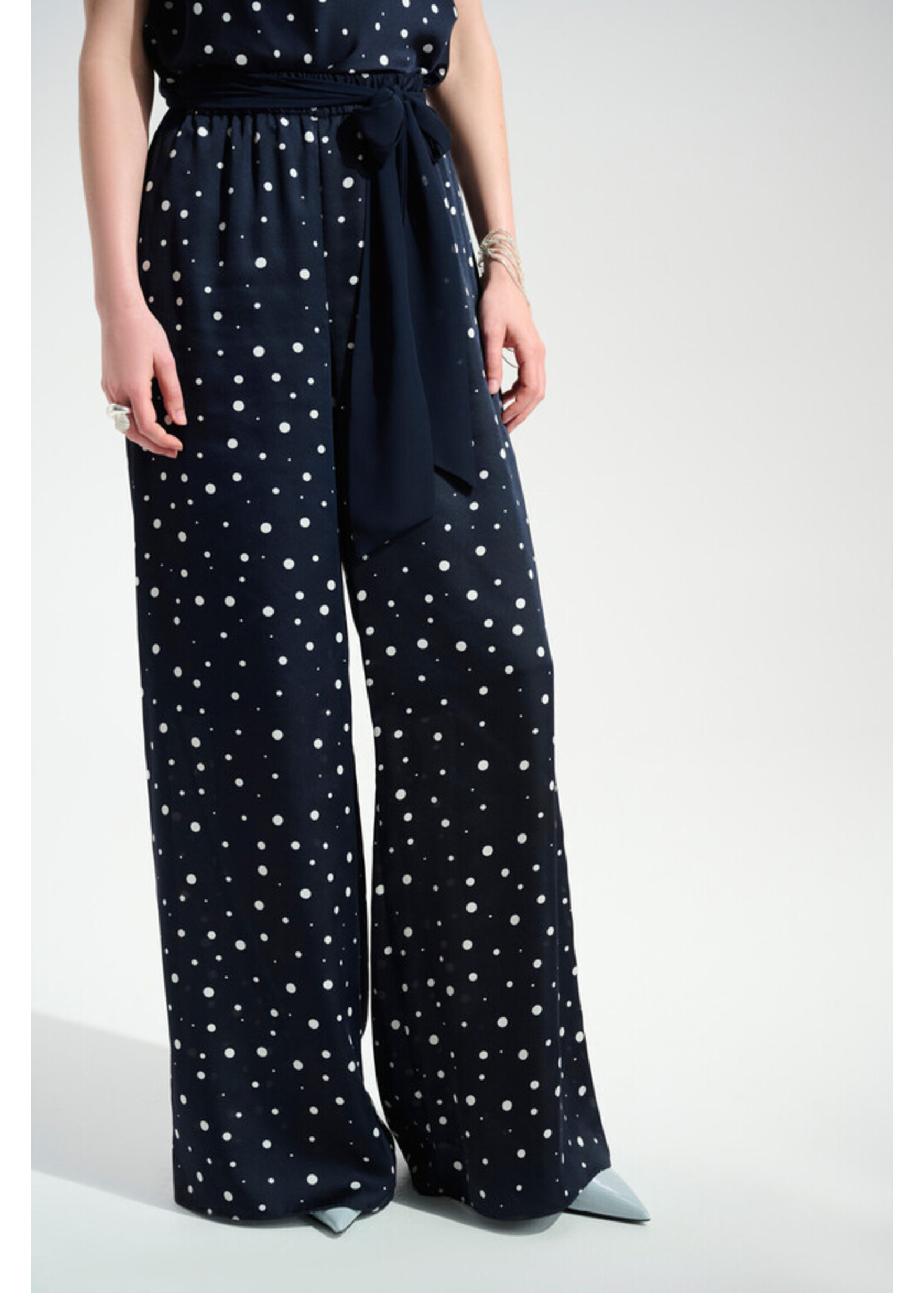 Joseph Ribkoff Joseph Ribkoff - High-Waisted Polka Dot Trousers
