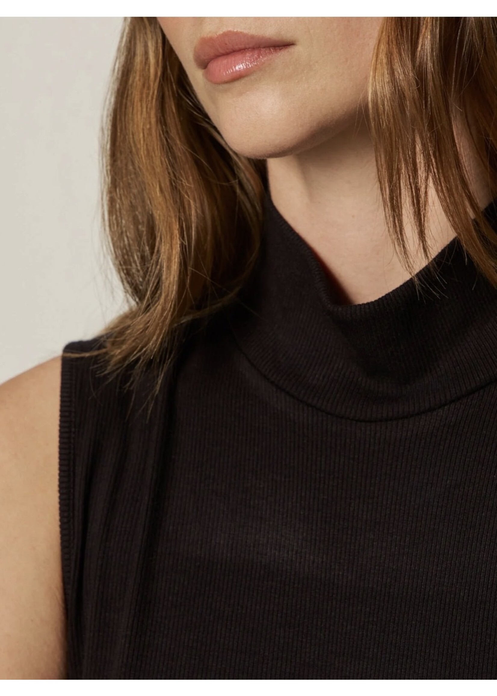 Sanctuary Sanctuary - Essential  Sleeveless Mock Neck