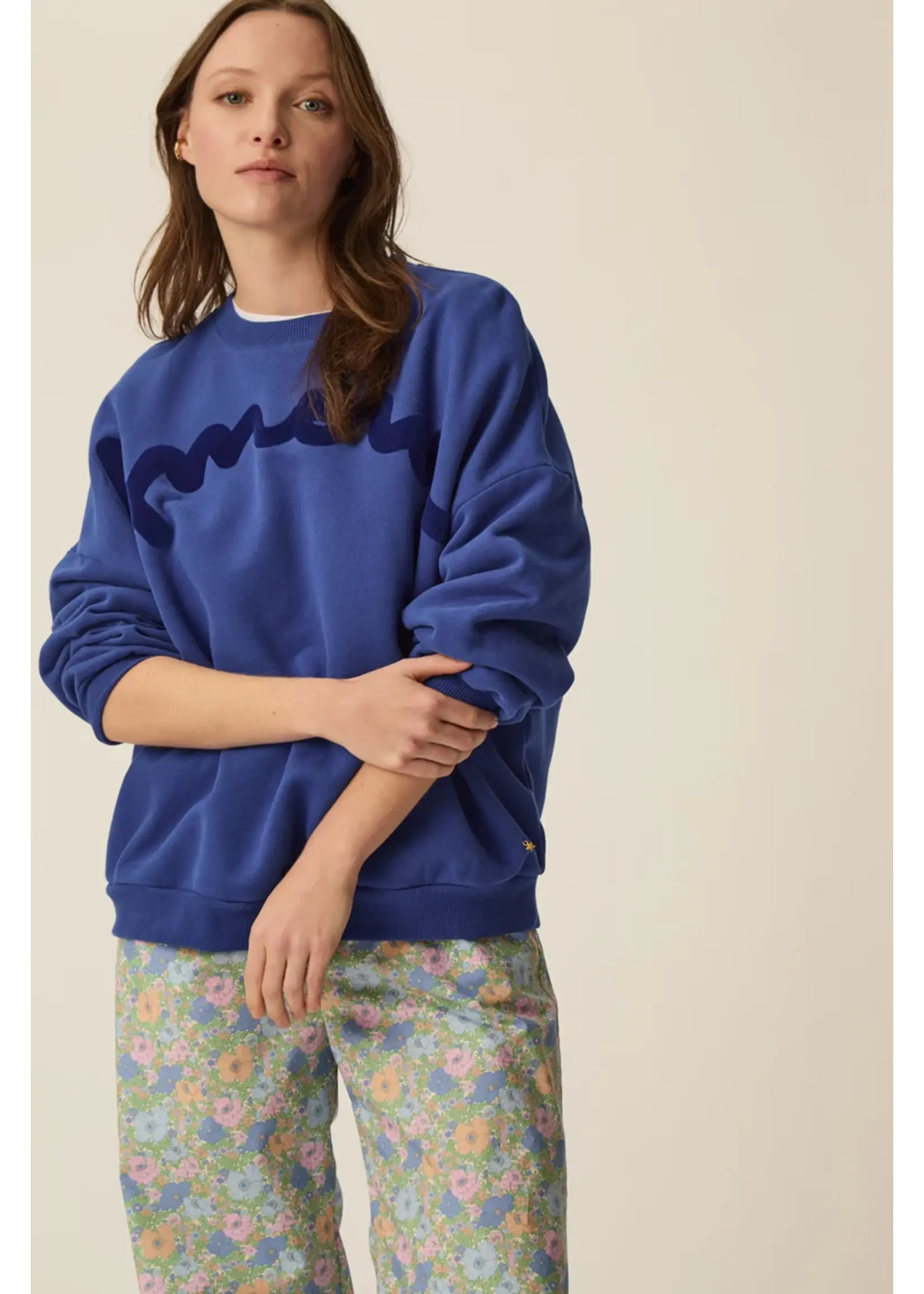 Des Petits Hauts Des Petits Hauts - June