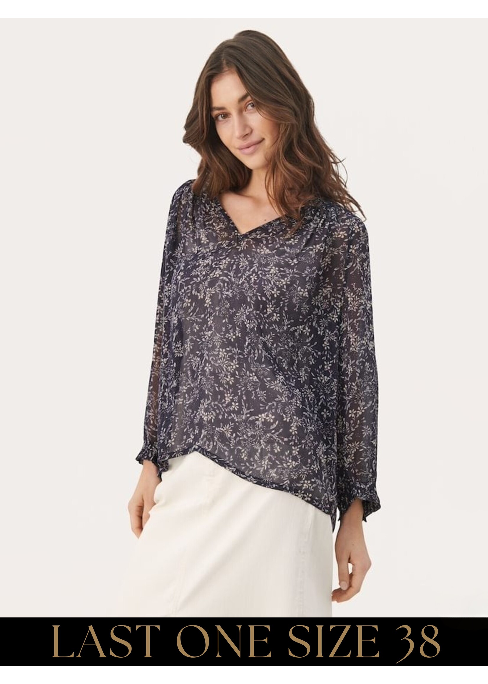 Part Two Part Two - Elsia Blouse