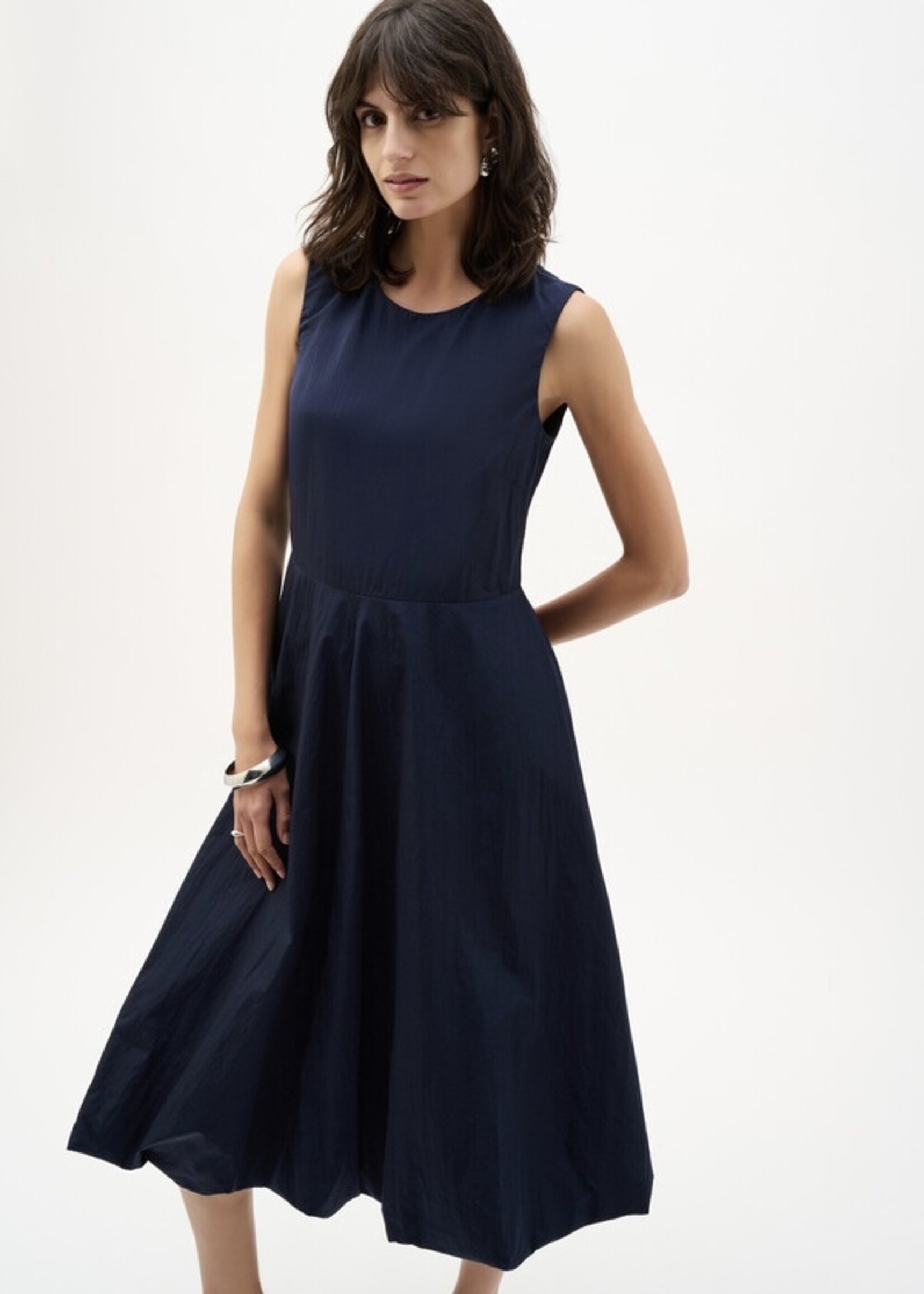 Joseph Ribkoff Joseph Ribkoff - Casual Sleeveless Midi Dress Style 262115