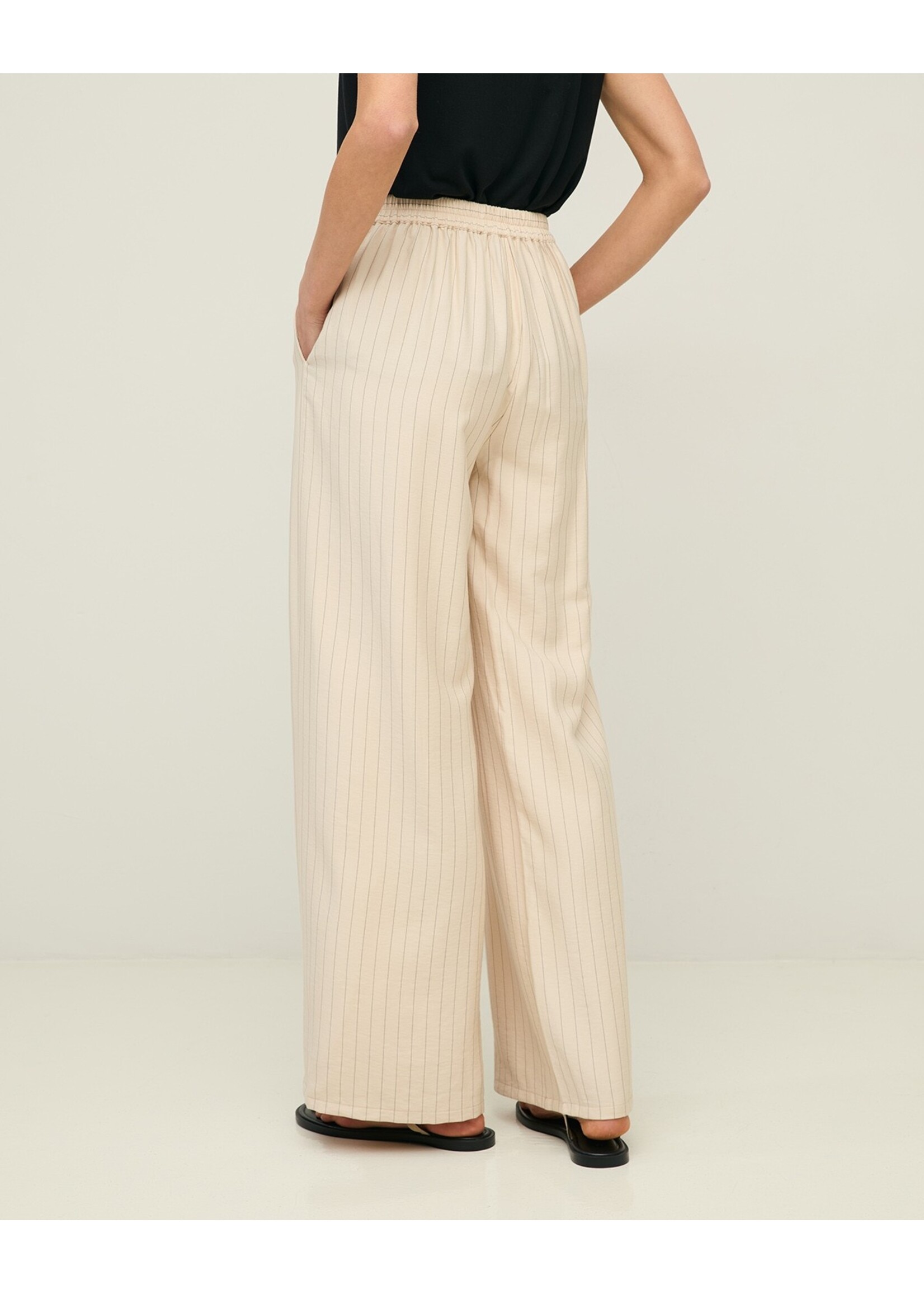 Yerse Yerse - Wide Leg Trousers
