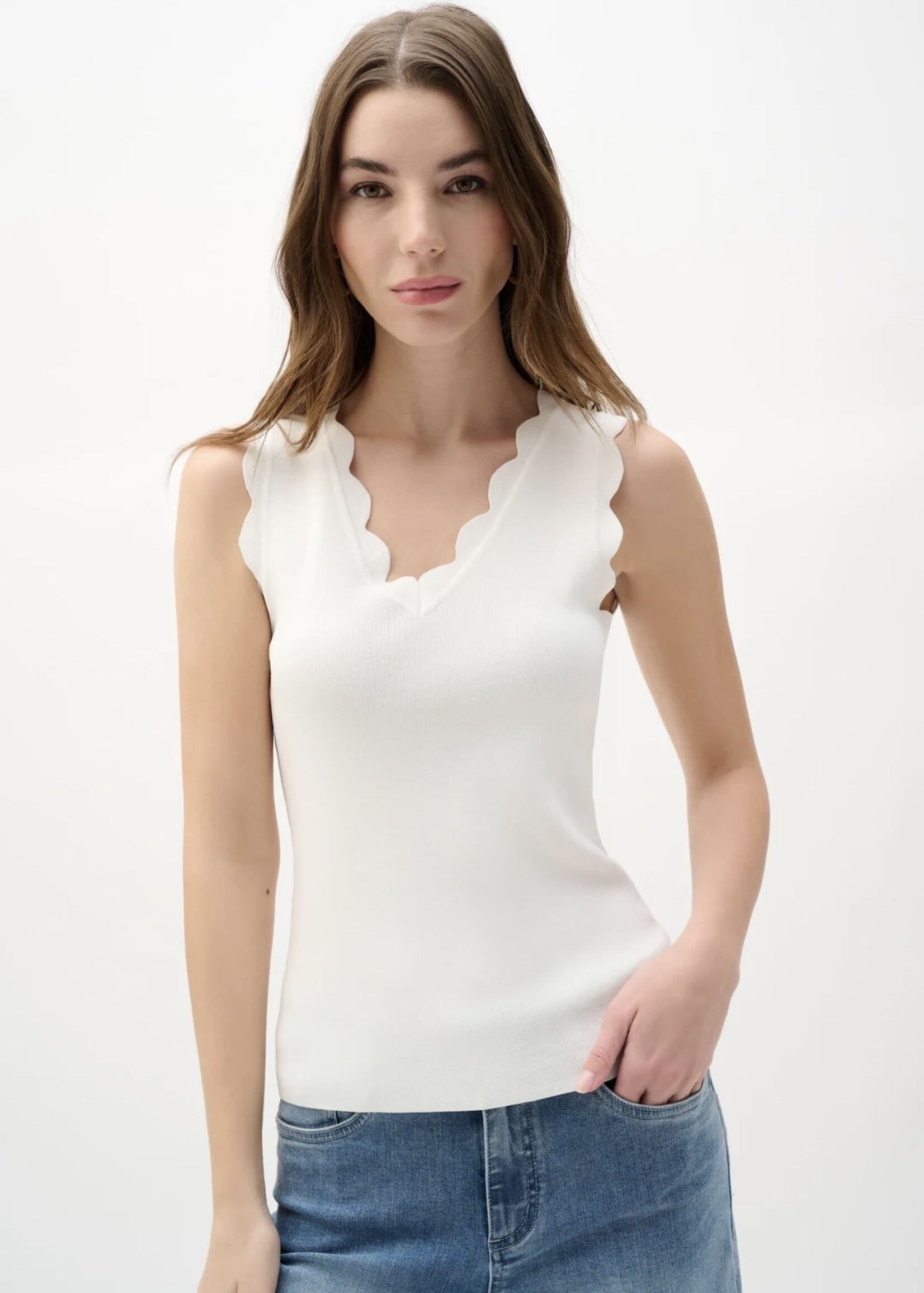 Joseph Ribkoff Joseph Ribkoff - V-neck Scalloped Tank Style 262924