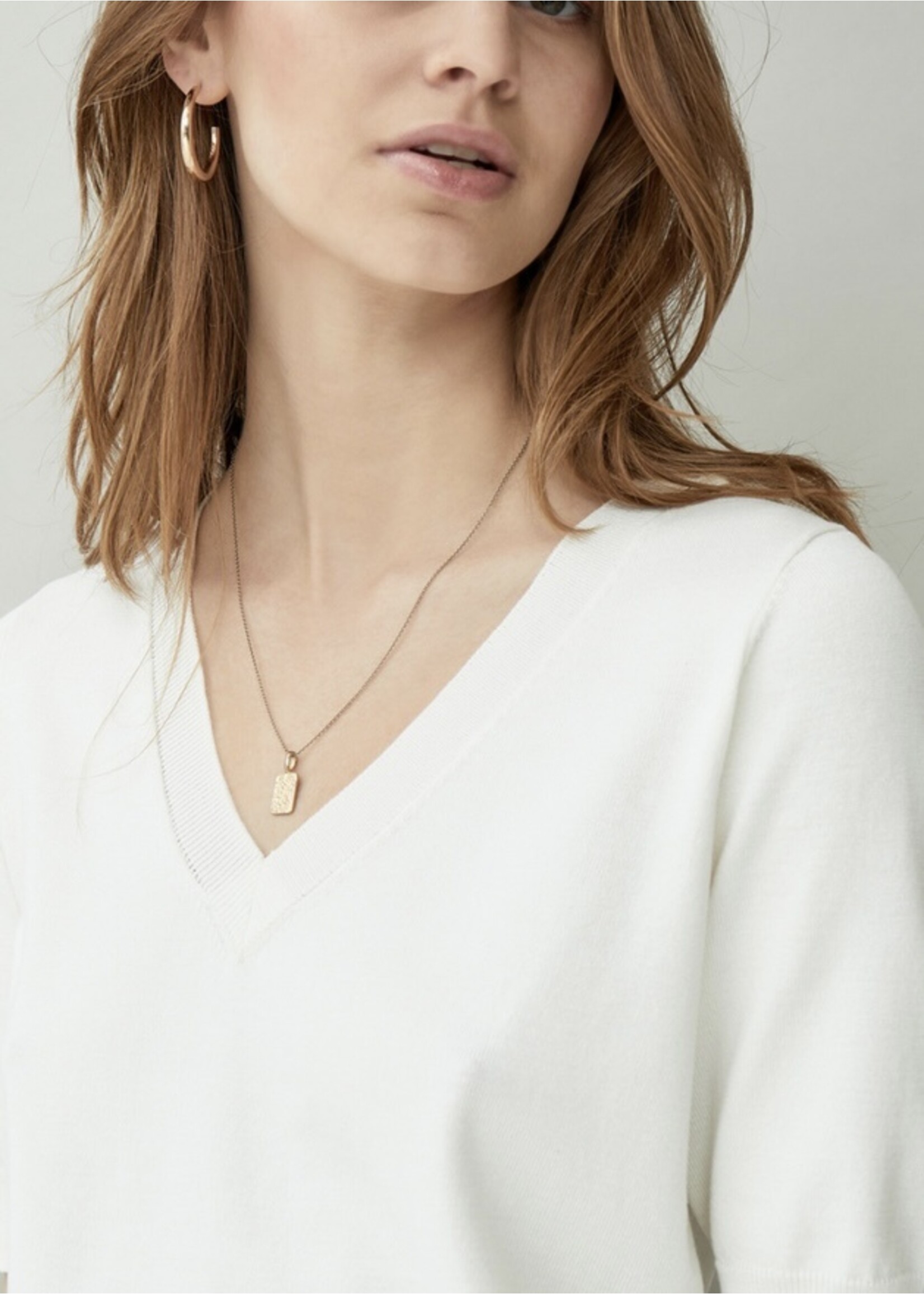 Minus Minus - MS Milla V-Neck Knit Tee