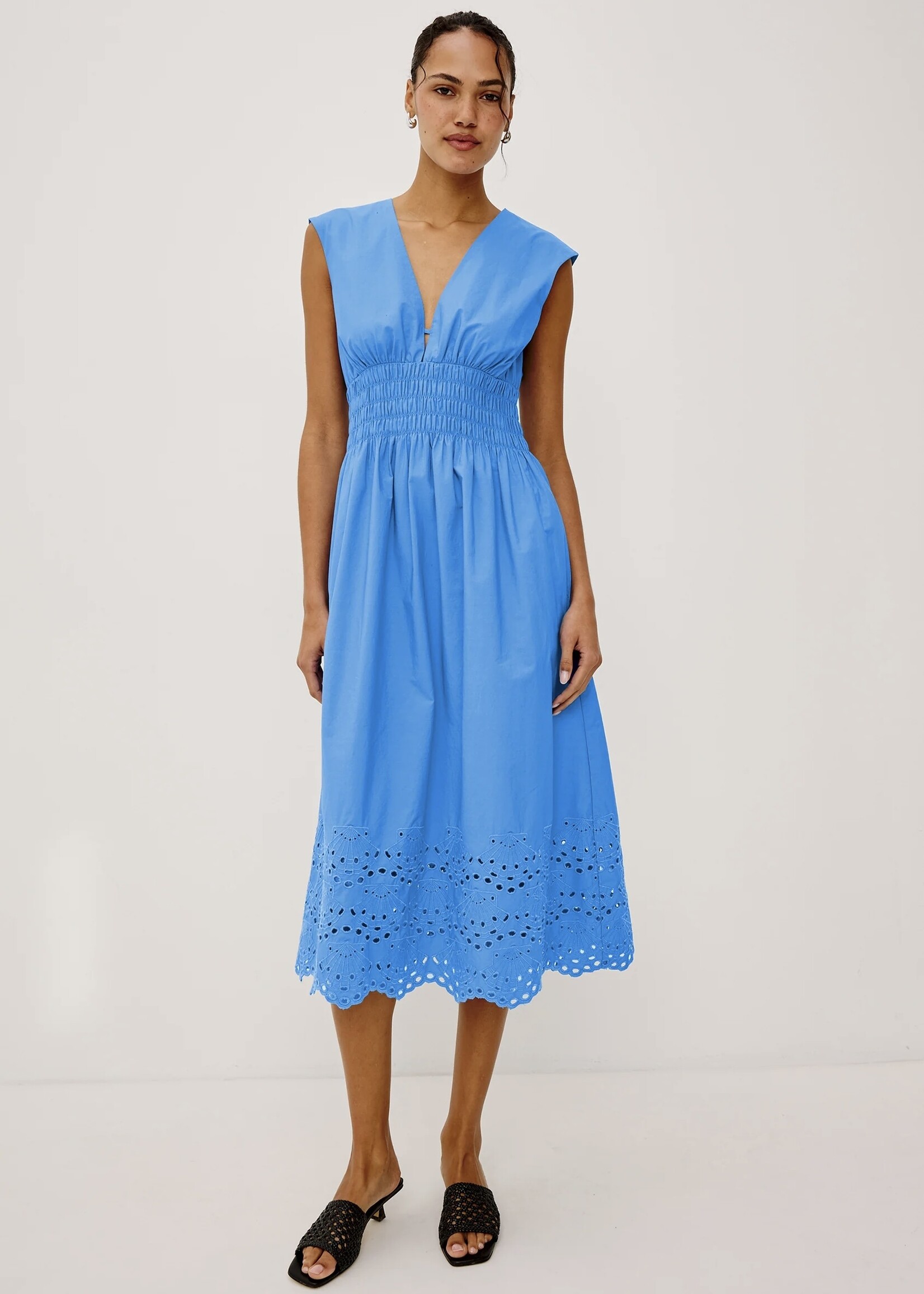 Rails Rails - Roxanne