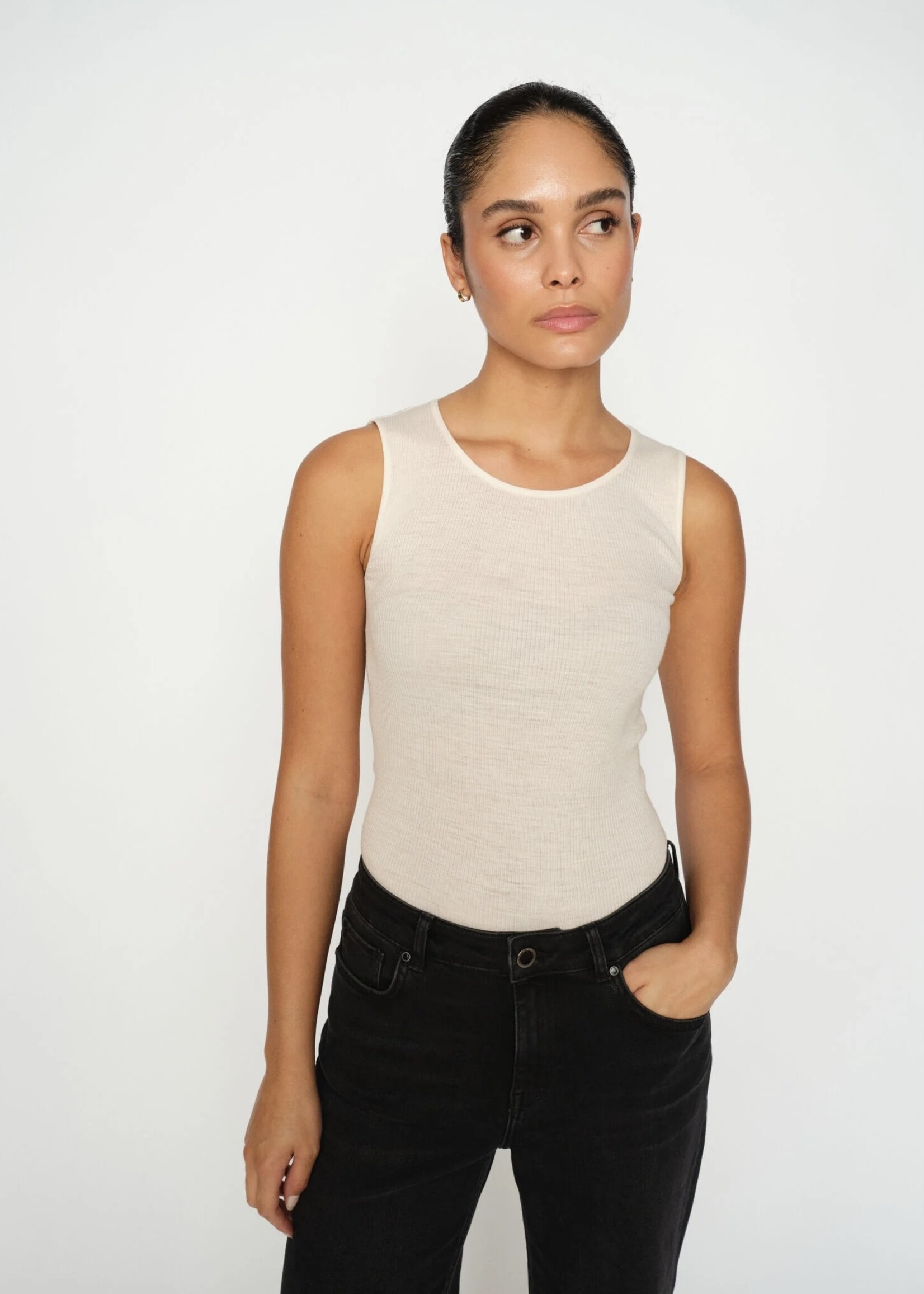 Mos Mosh Mos Mosh - Elaine Seamless Silk Tank Top
