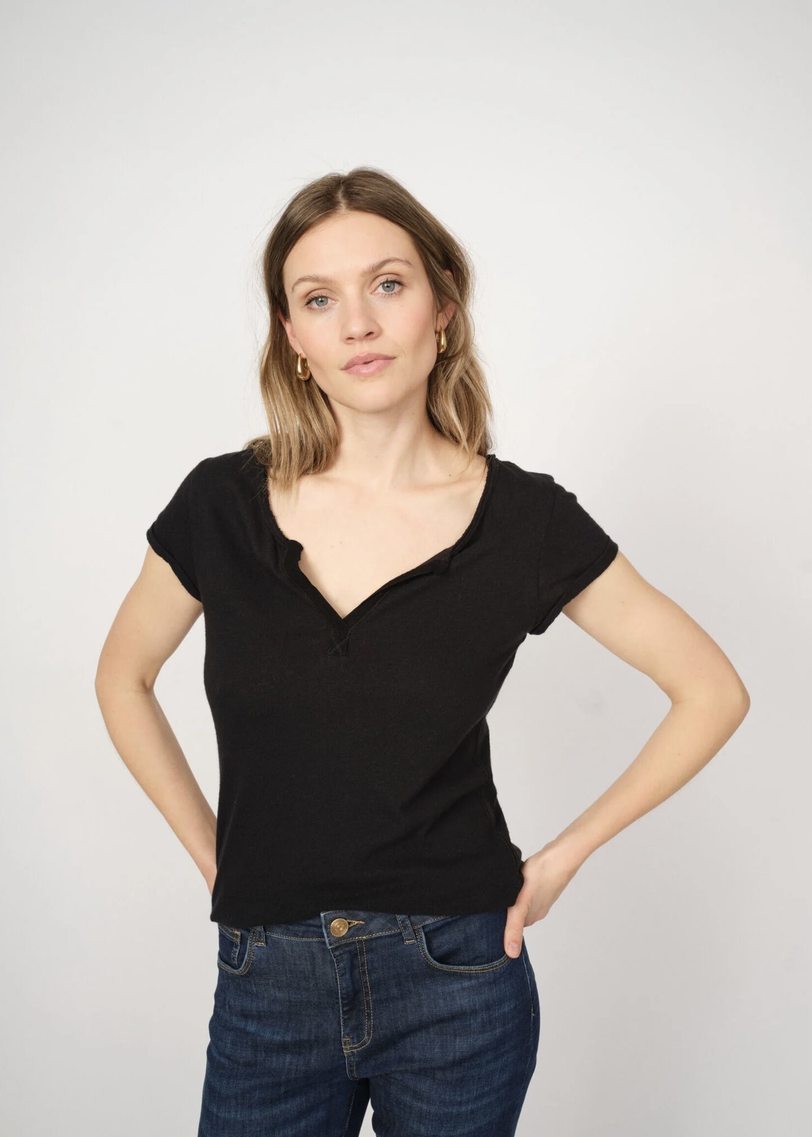 Mos Mosh Mos Mosh - Troy Tee