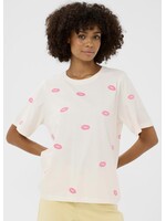 Culture Culture - CUkissy T-shirt