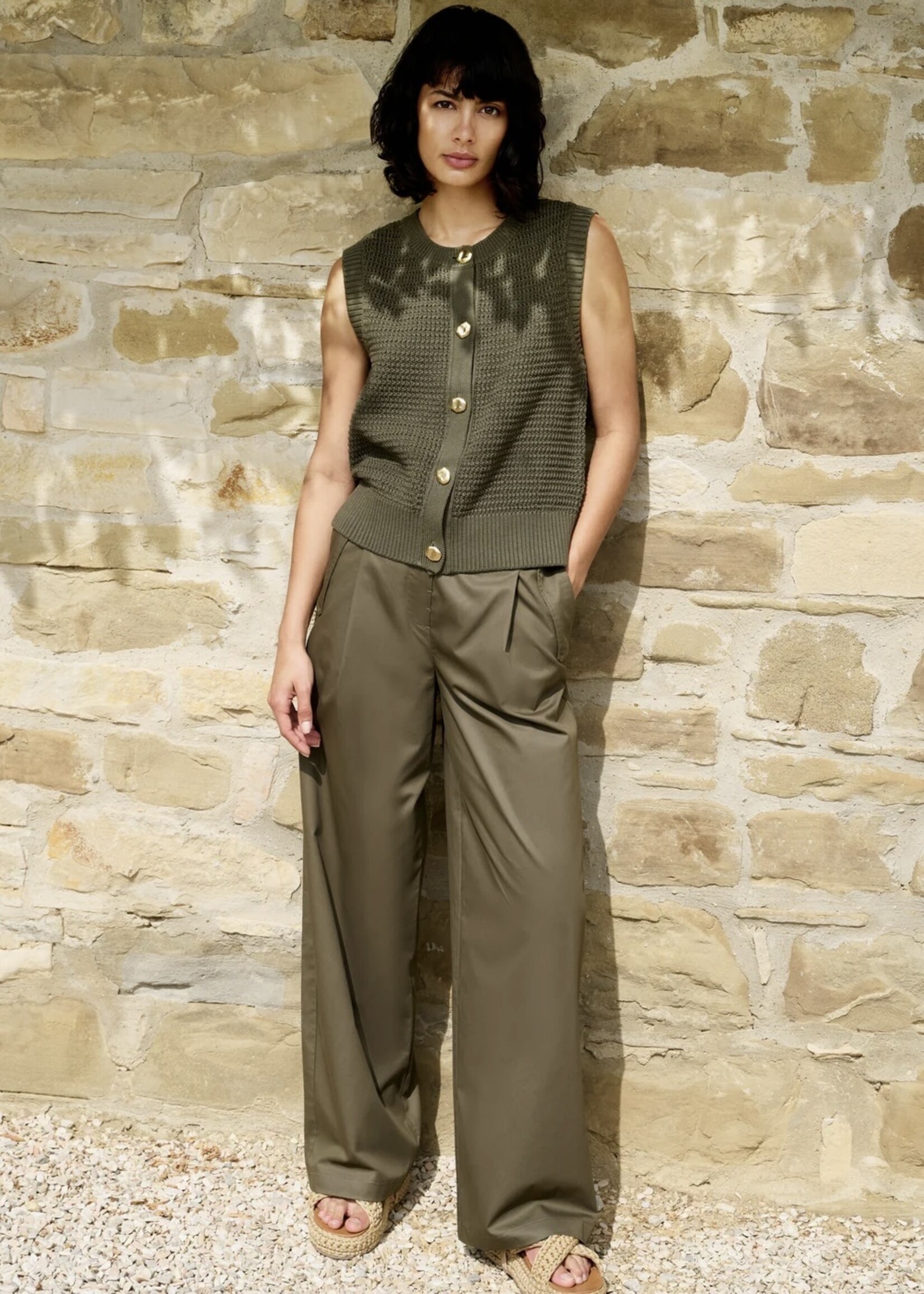 YAYA Yaya - Textured Sleeveless cardigan with fancy buttons