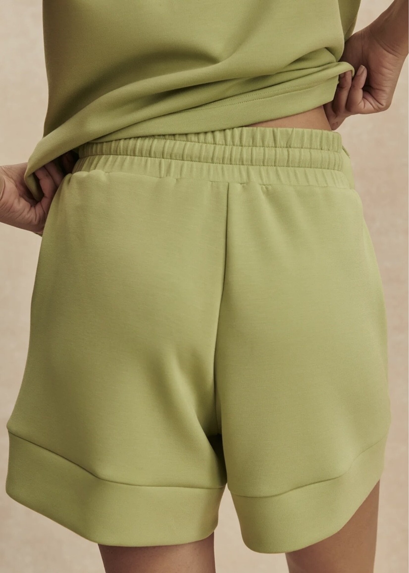 Varley Varley - Atrium High Rise Short 4.5