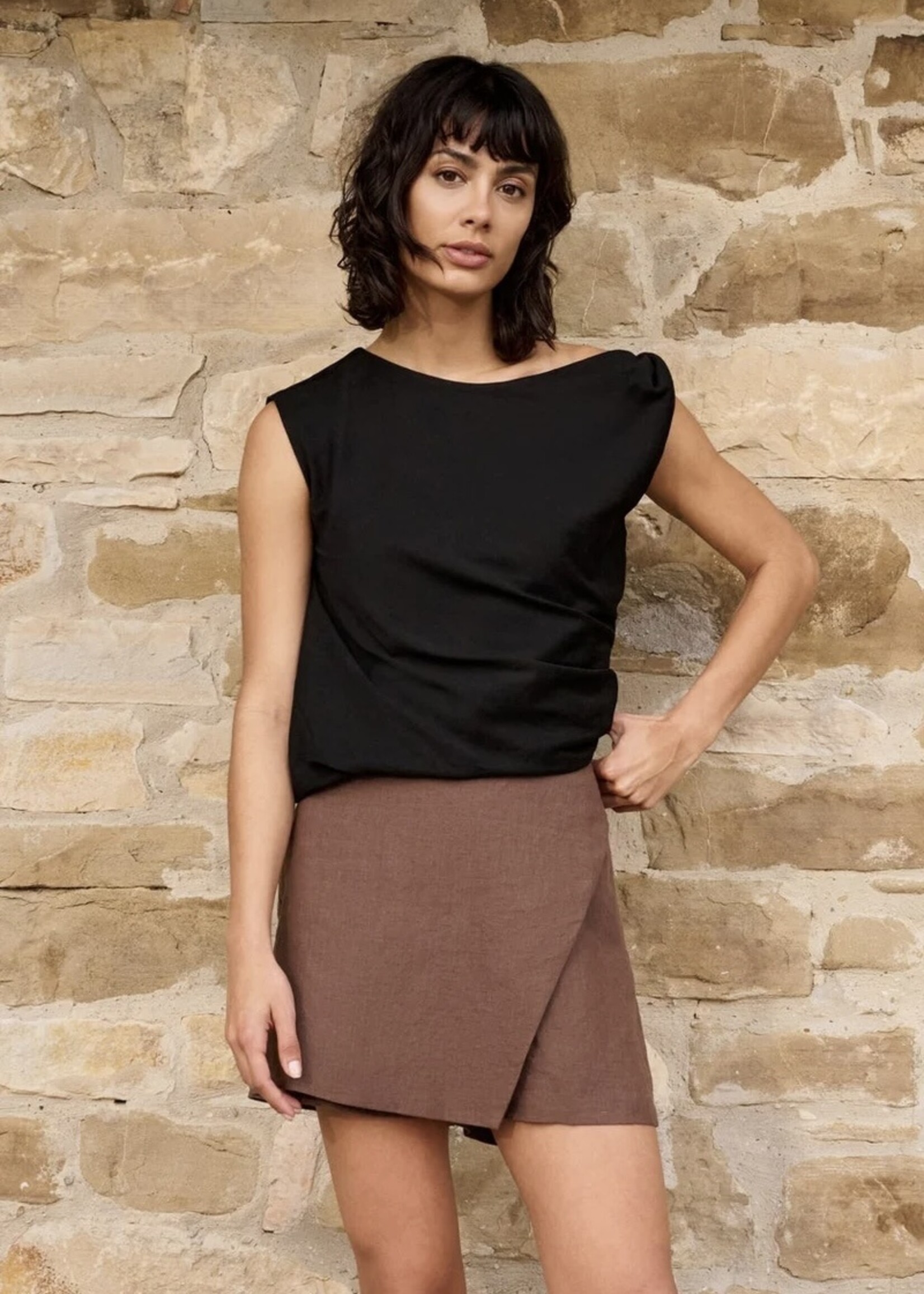 YAYA Yaya - Sleeveless Top with Twisted Shoulder Strap