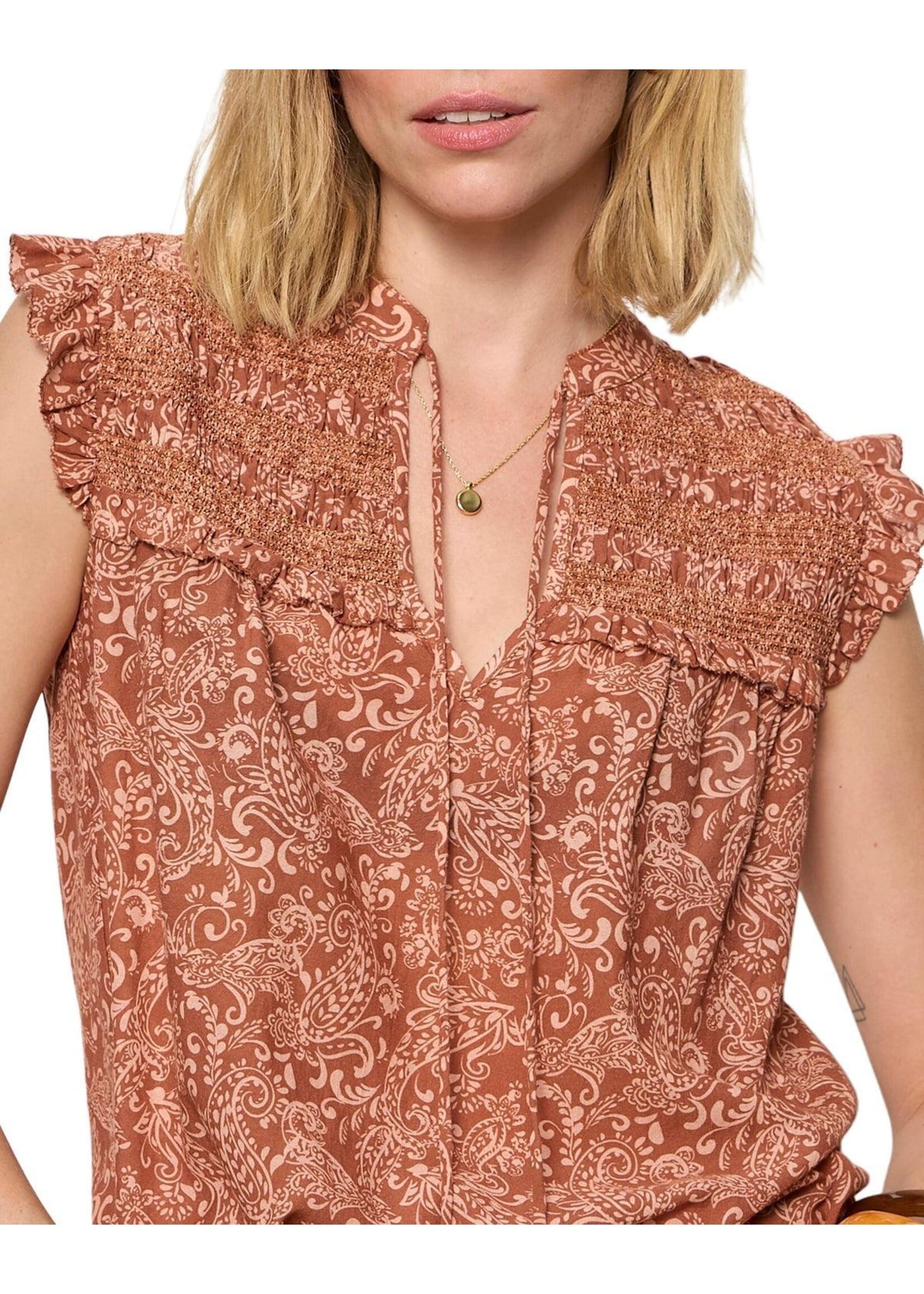 Sanctuary Sanctuary - Free Feeling Smocked Blouse