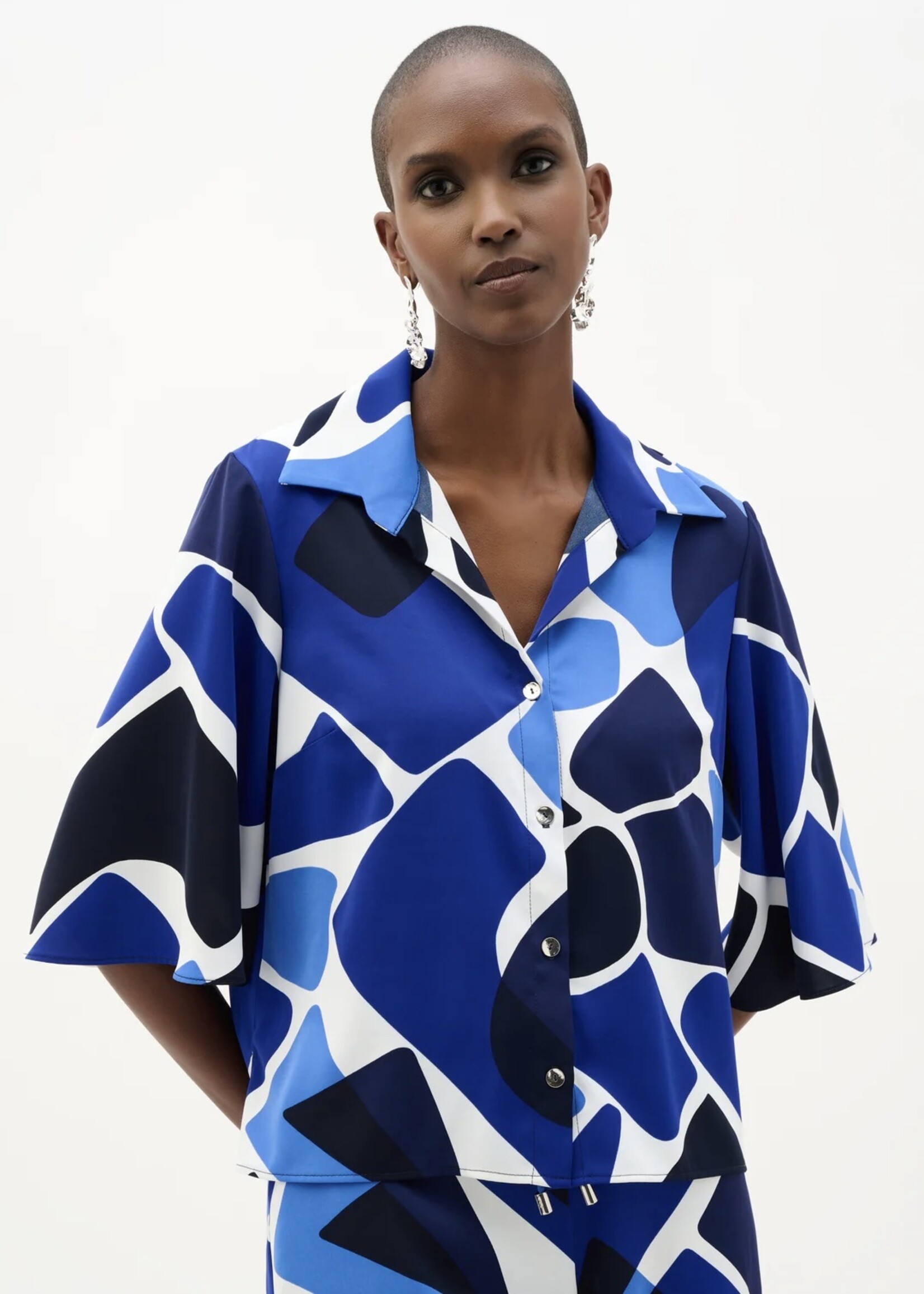 Joseph Ribkoff Joseph Ribkoff - Casual Abstract Button Shirt - 262154